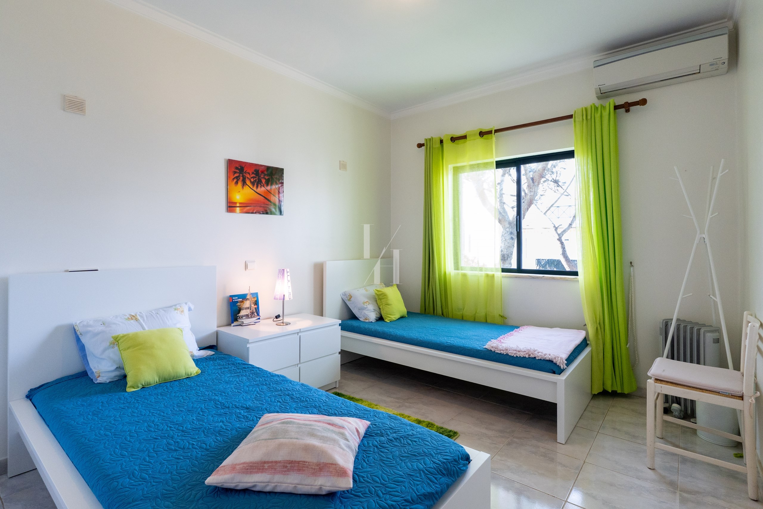 3 Bed, 2 Bath, ApartmentFor Sale, Albufeira, Faro, 8200-378