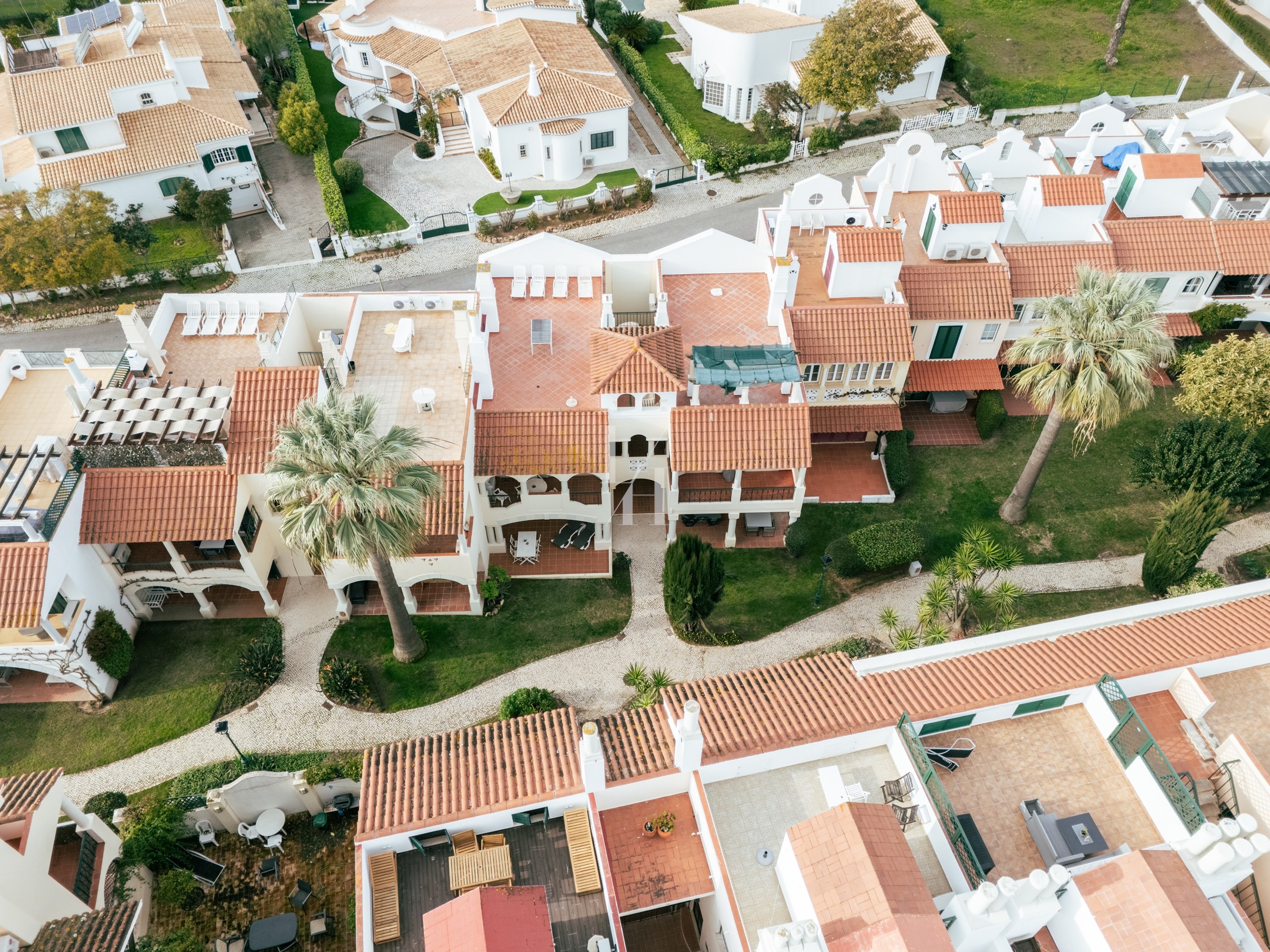 2 Bed, 1 Bath, ApartmentFor Sale, Loulé, Faro, 8125-429