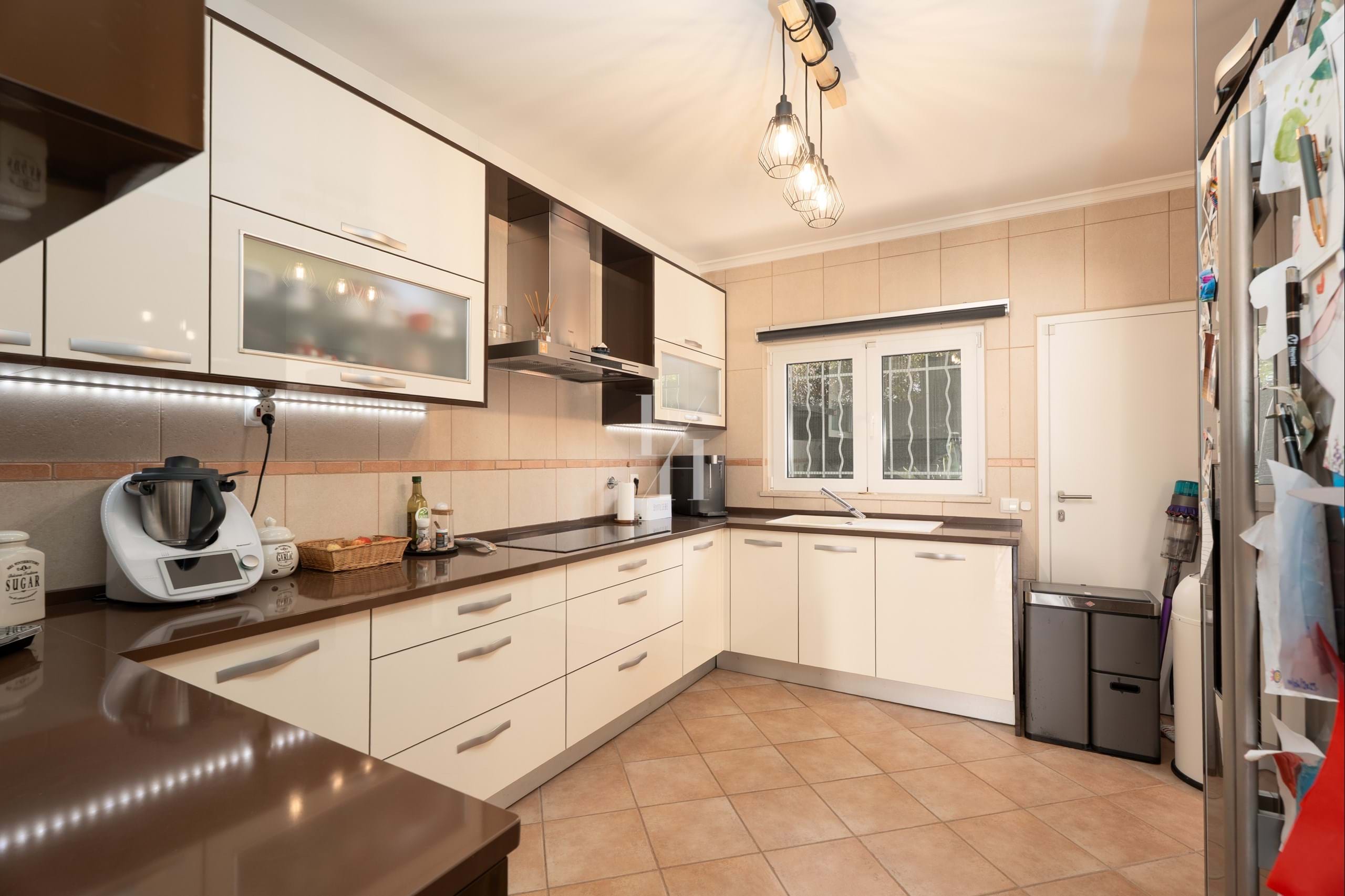 3 Bed, 5 Bath, HouseFor Sale, Loulé, Faro, 8125-507