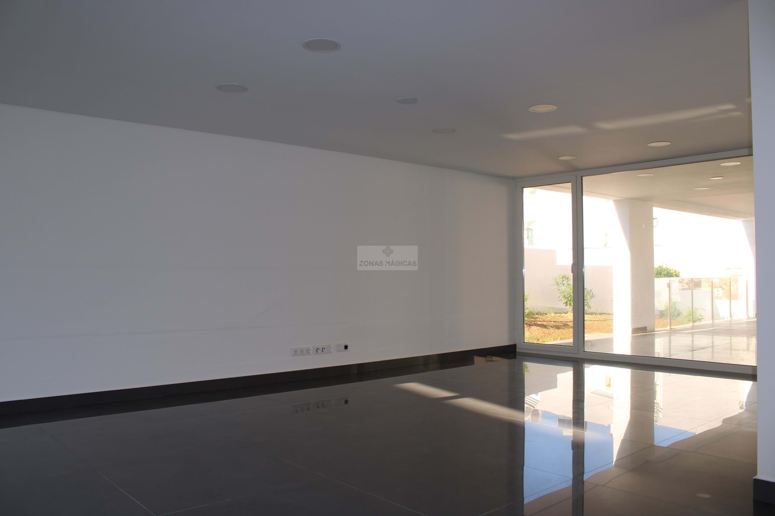 4 Bed, 5 Bath, HouseFor Sale, Lagos, Faro, 8600-707