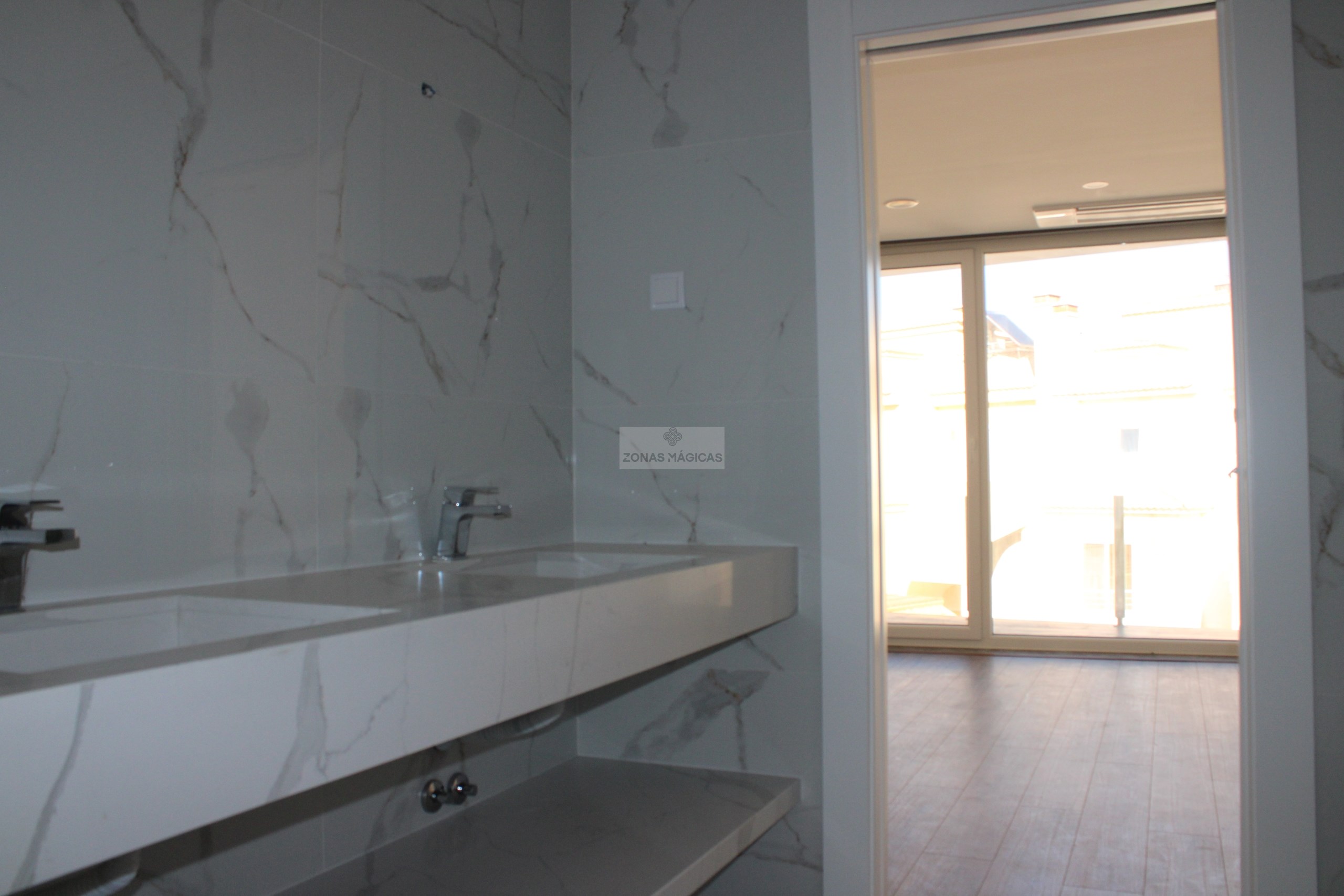 4 Bed, 5 Bath, HouseFor Sale, Lagos, Faro, 8600-707