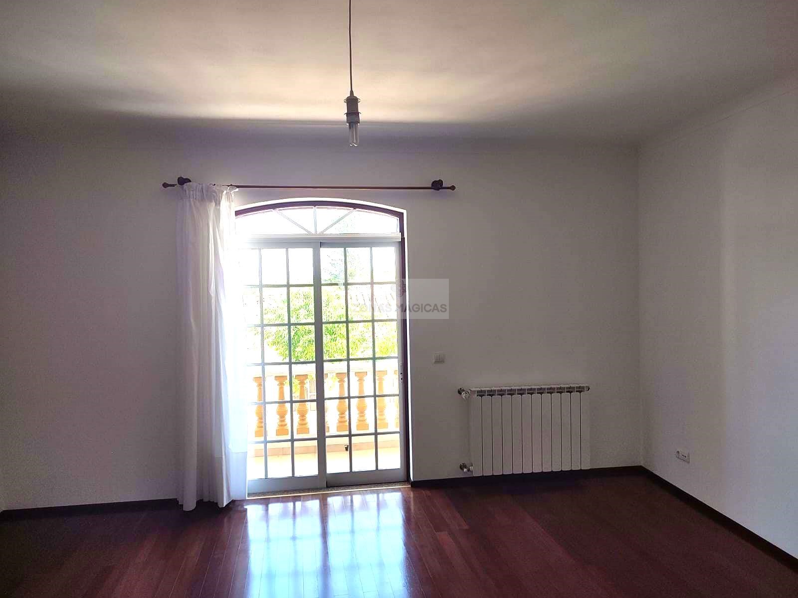 3 Bed, 2 Bath, HouseFor Sale, Lagos, Faro, 8600-013