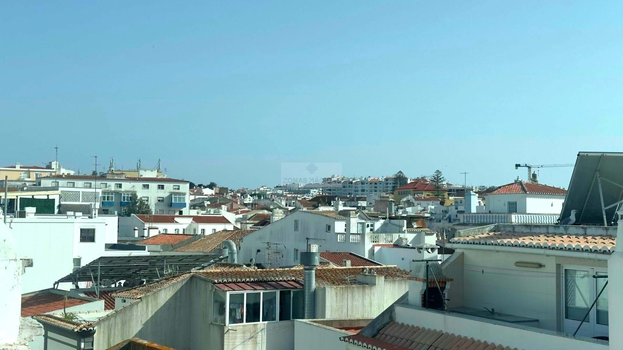 4 Bed, 2 Bath, HouseFor Sale, Lagos, Faro, 8600-655