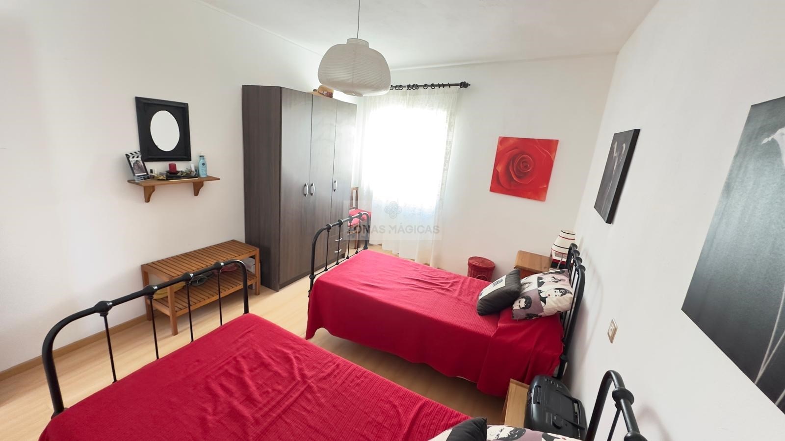 4 Bed, 2 Bath, HouseFor Sale, Lagos, Faro, 8600-655