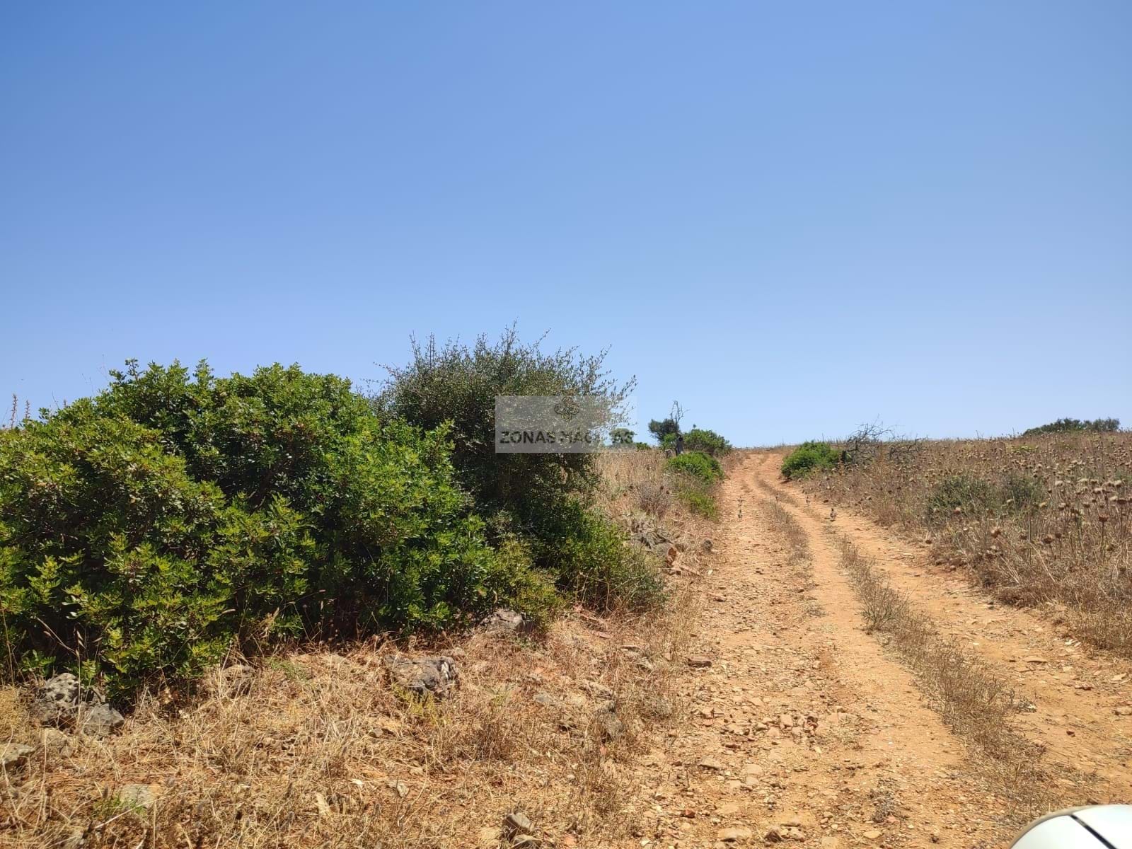 4 Bed, 1 Bath, HouseFor Sale, Lagos, Faro, 8600-120