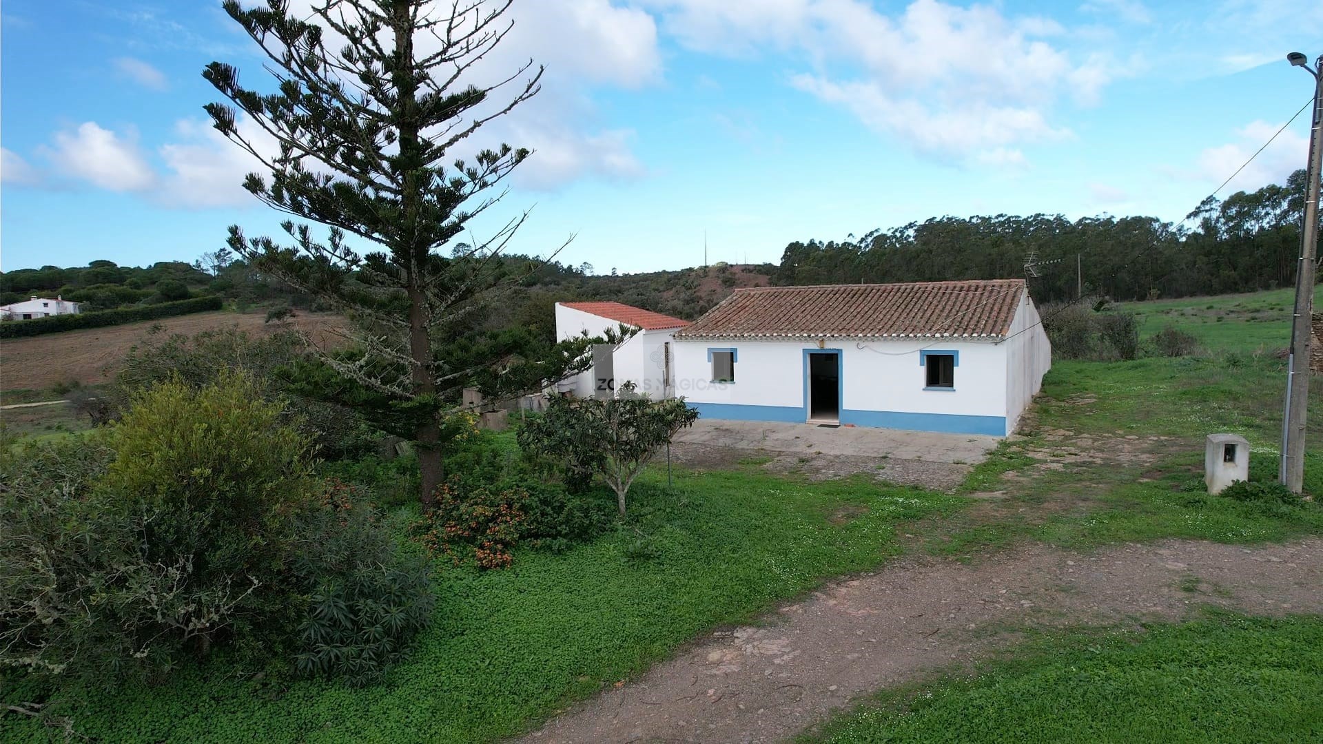 3 Bed, 1 Bath, HouseFor Sale, Aljezur, Faro