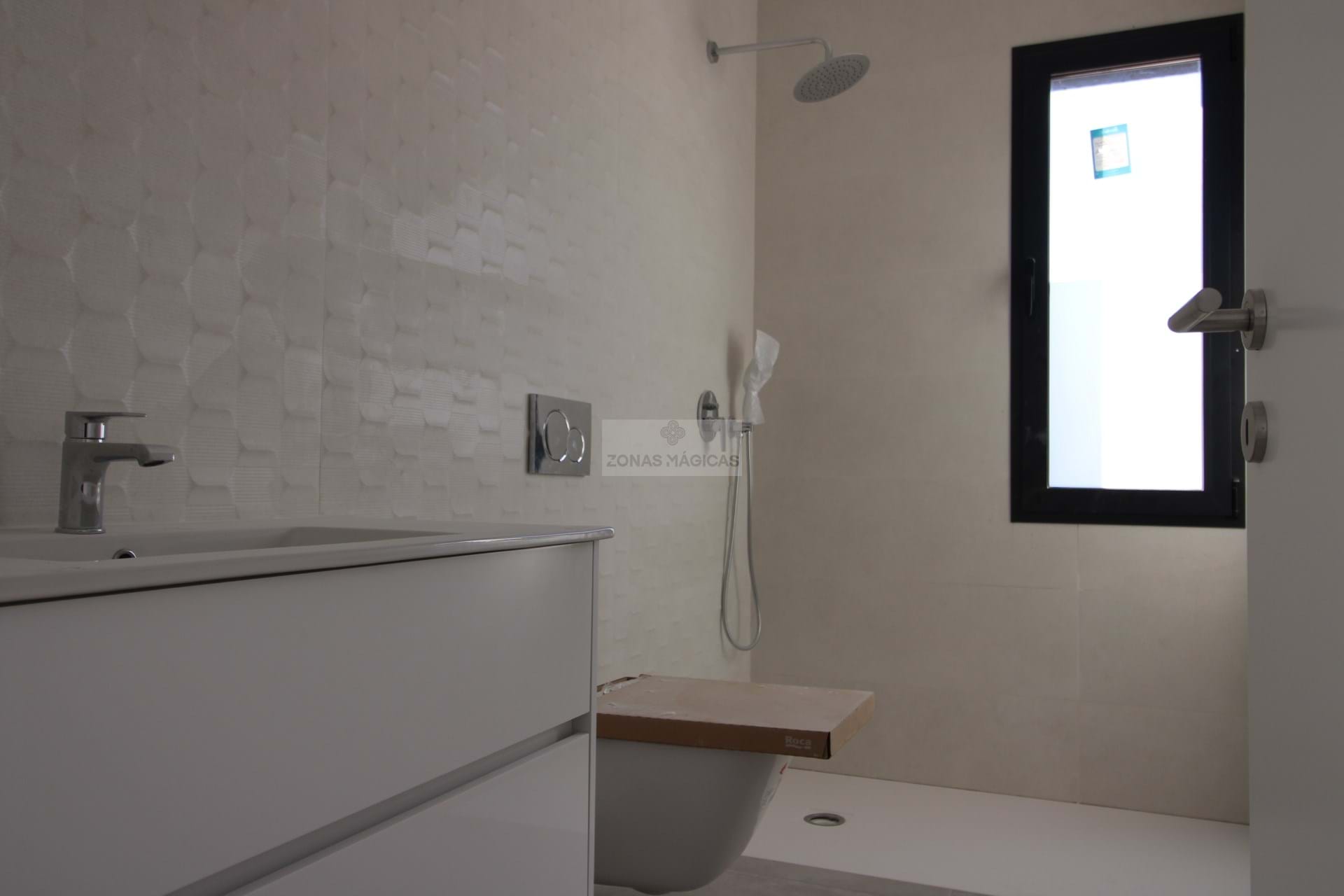 3 Bed, 4 Bath, HouseFor Sale, Mexilhoeira Grande, Portimão, Faro, 8500-120