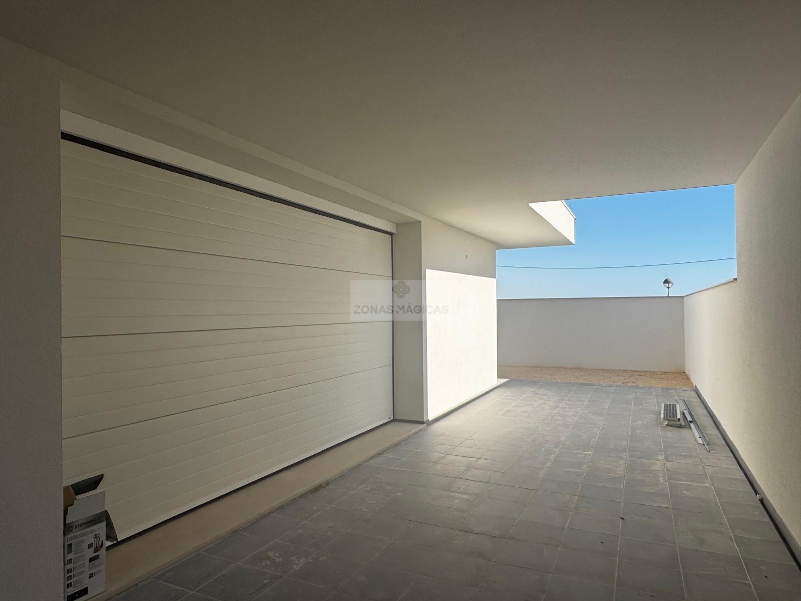 3 Bed, 4 Bath, HouseFor Sale, Portimao, Faro, 8500-132