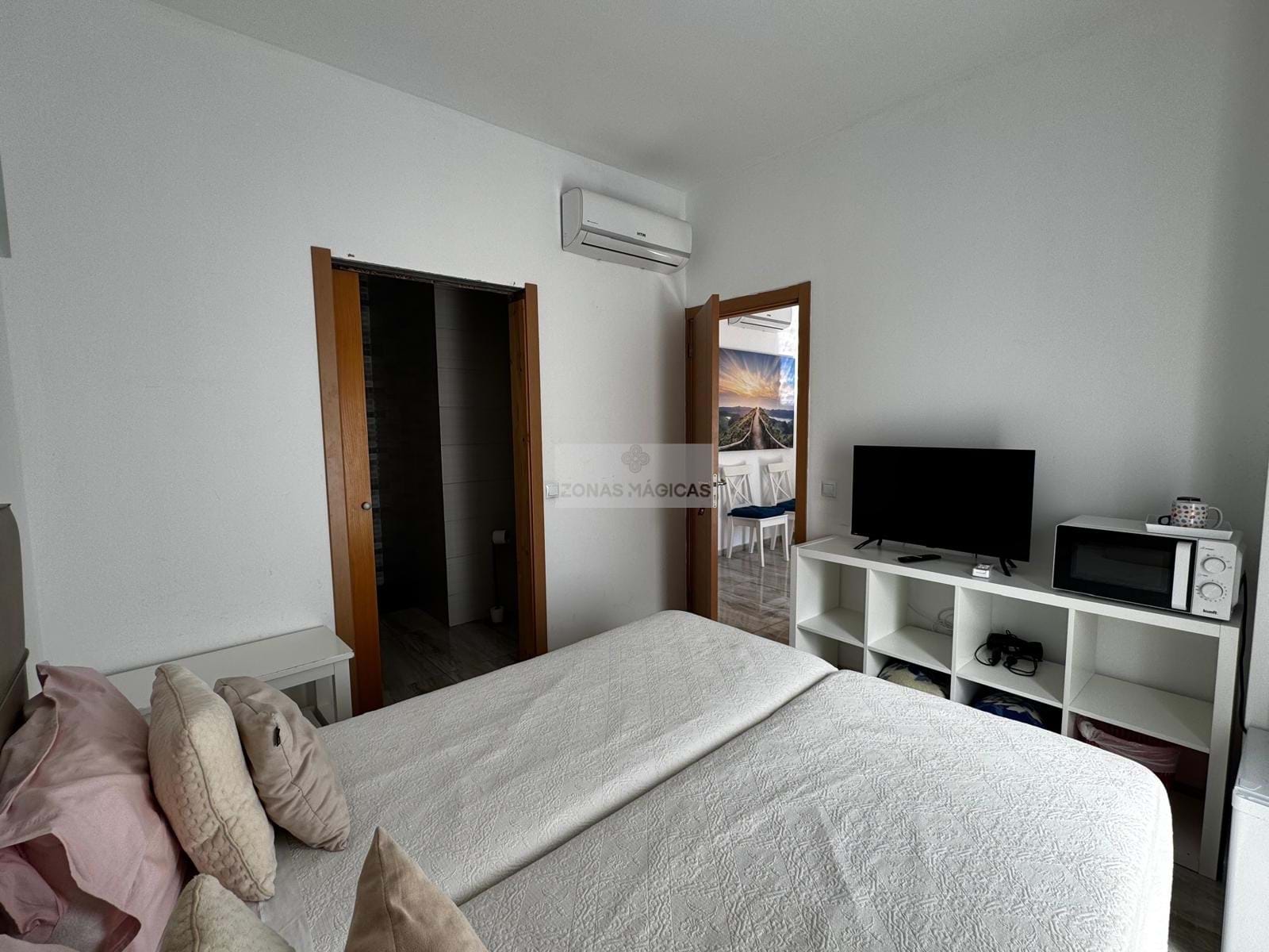 8 Bed, 9 Bath, HouseFor Sale, Vila do Bispo, Faro, 8650-317