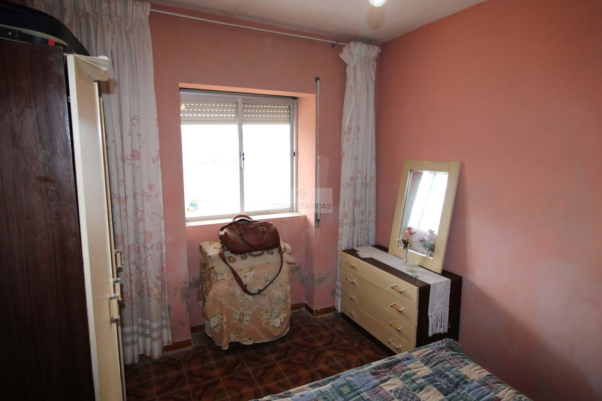 3 Bed, 1 Bath, HouseFor Sale, Monchique, Faro, 8550-145