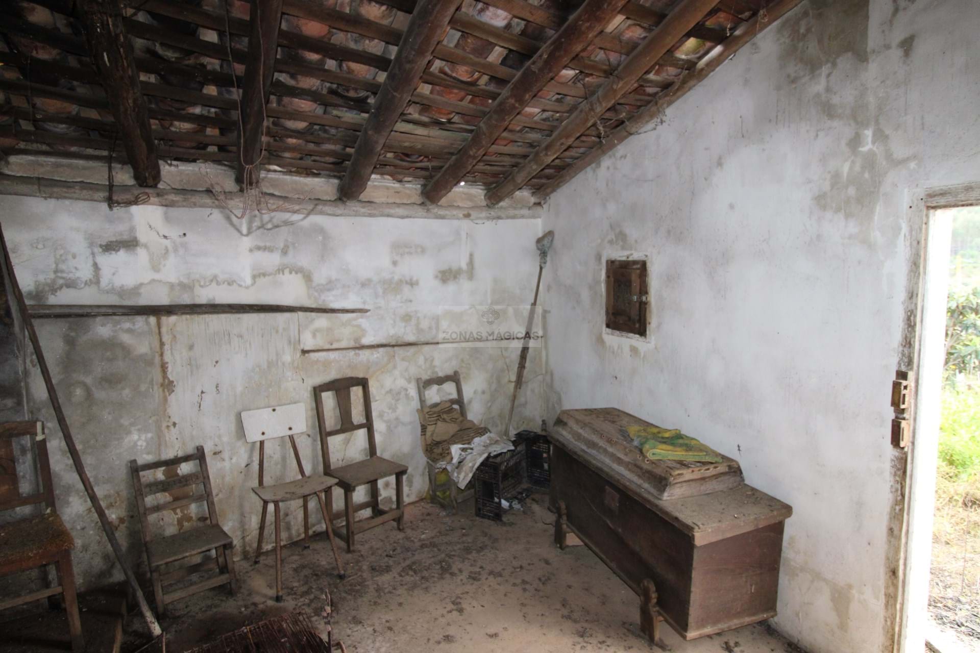 3 Bed, 1 Bath, HouseFor Sale, Monchique, Faro, 8550-145