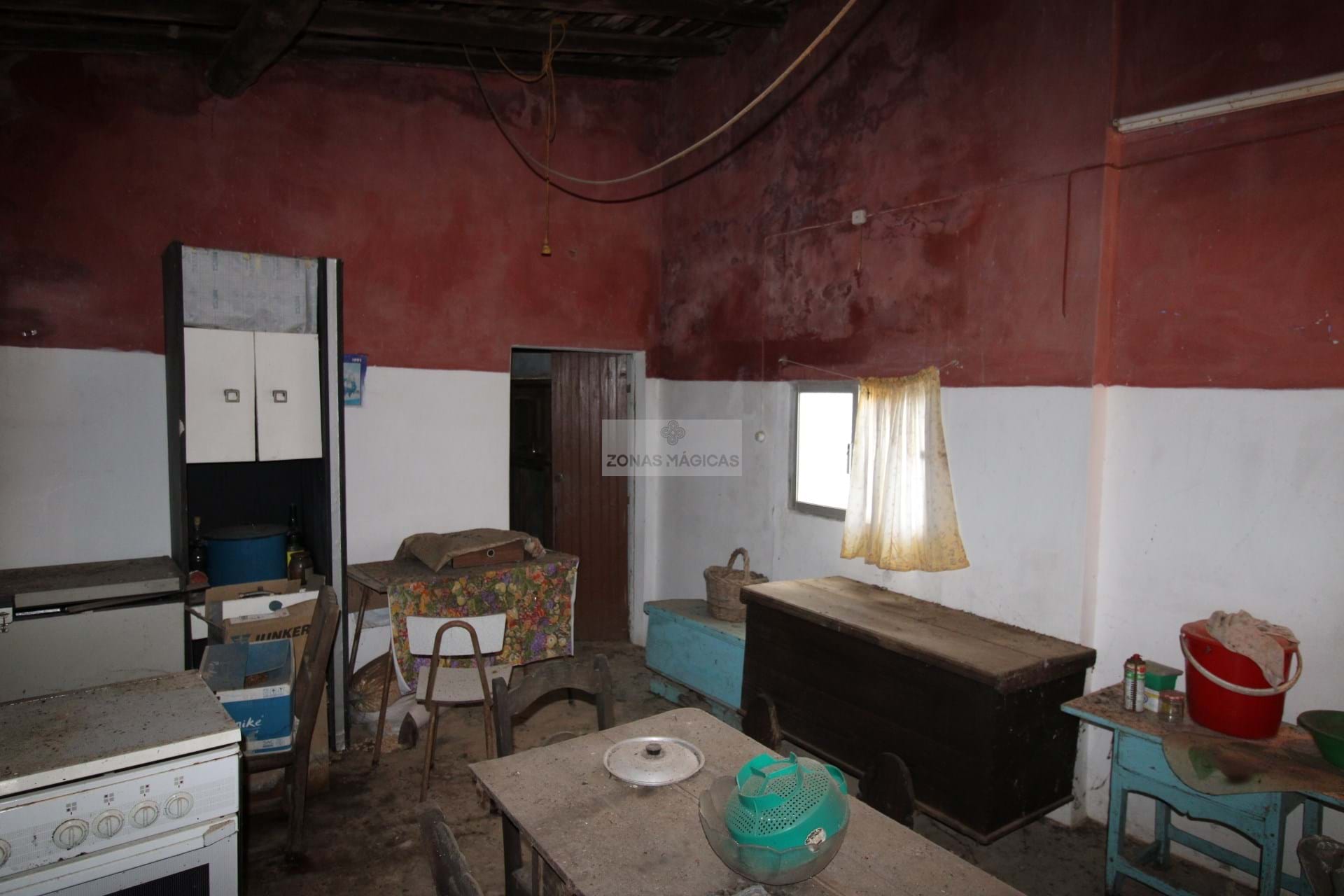 3 Bed, 1 Bath, HouseFor Sale, Monchique, Faro, 8550-145