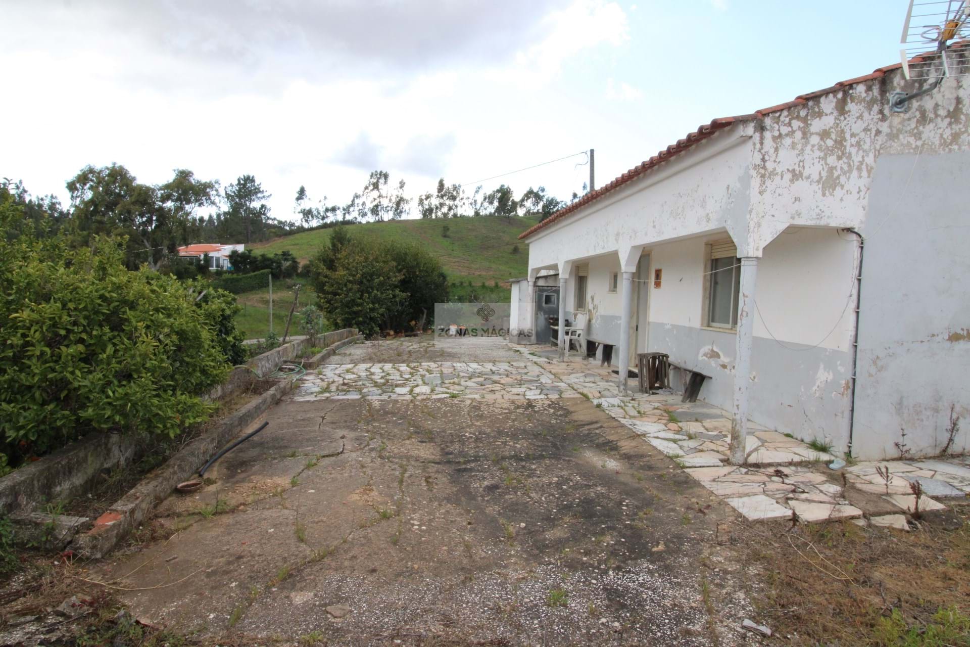3 Bed, 1 Bath, HouseFor Sale, Monchique, Faro, 8550-145