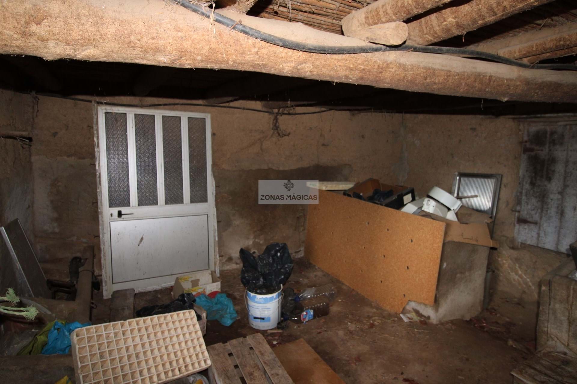 3 Bed, 1 Bath, HouseFor Sale, Monchique, Faro, 8550-145