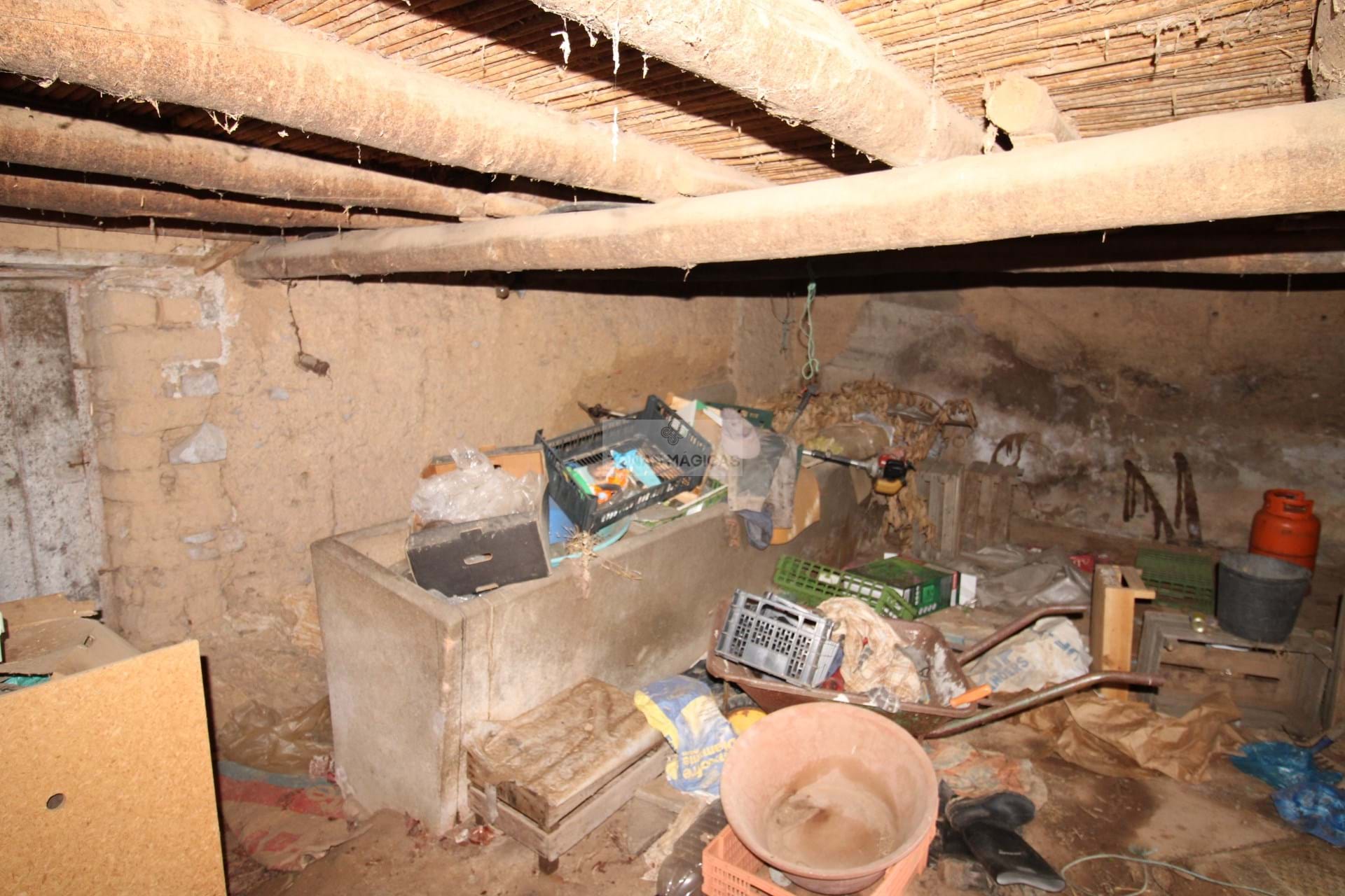 3 Bed, 1 Bath, HouseFor Sale, Monchique, Faro, 8550-145