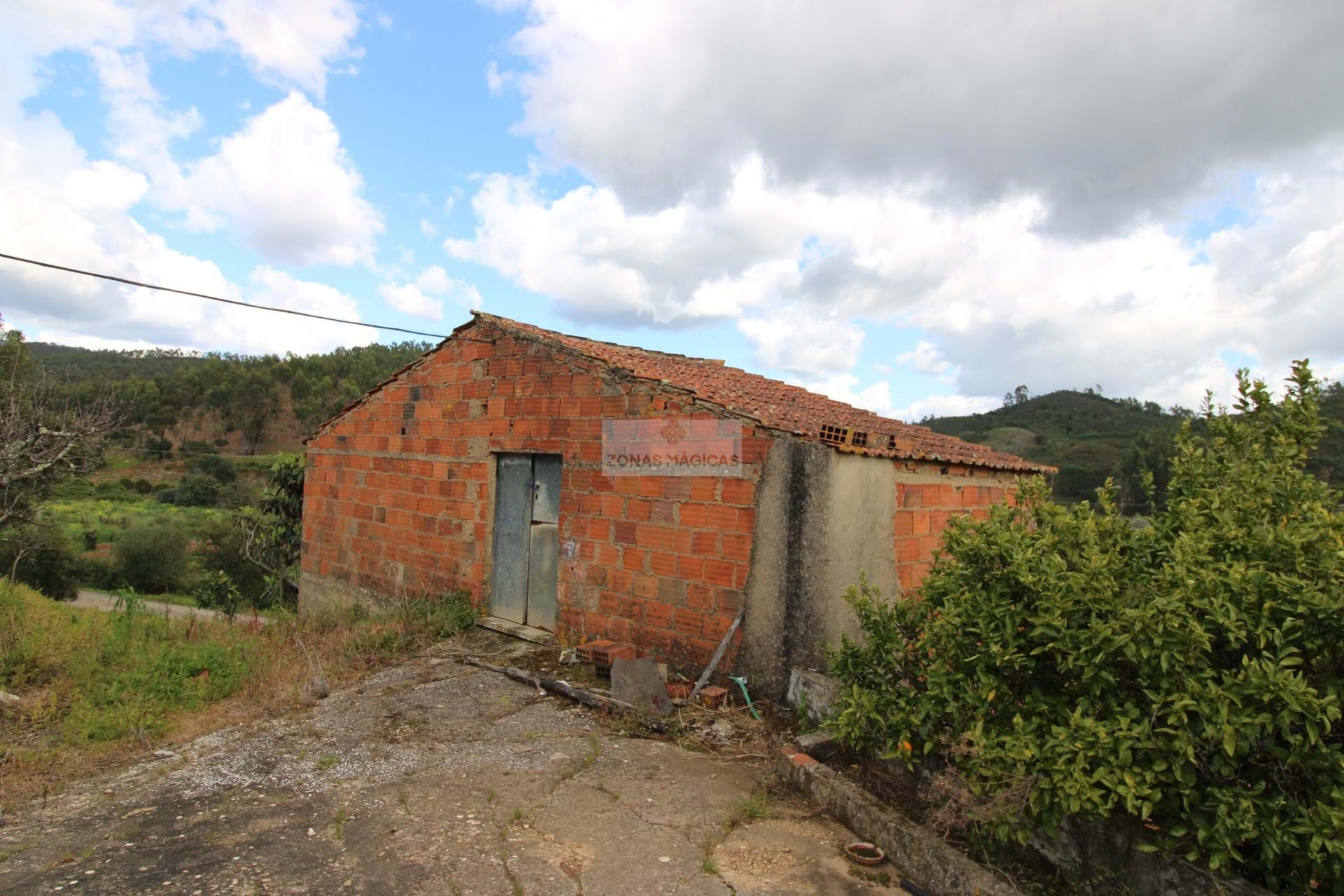 3 Bed, 1 Bath, HouseFor Sale, Monchique, Faro, 8550-145