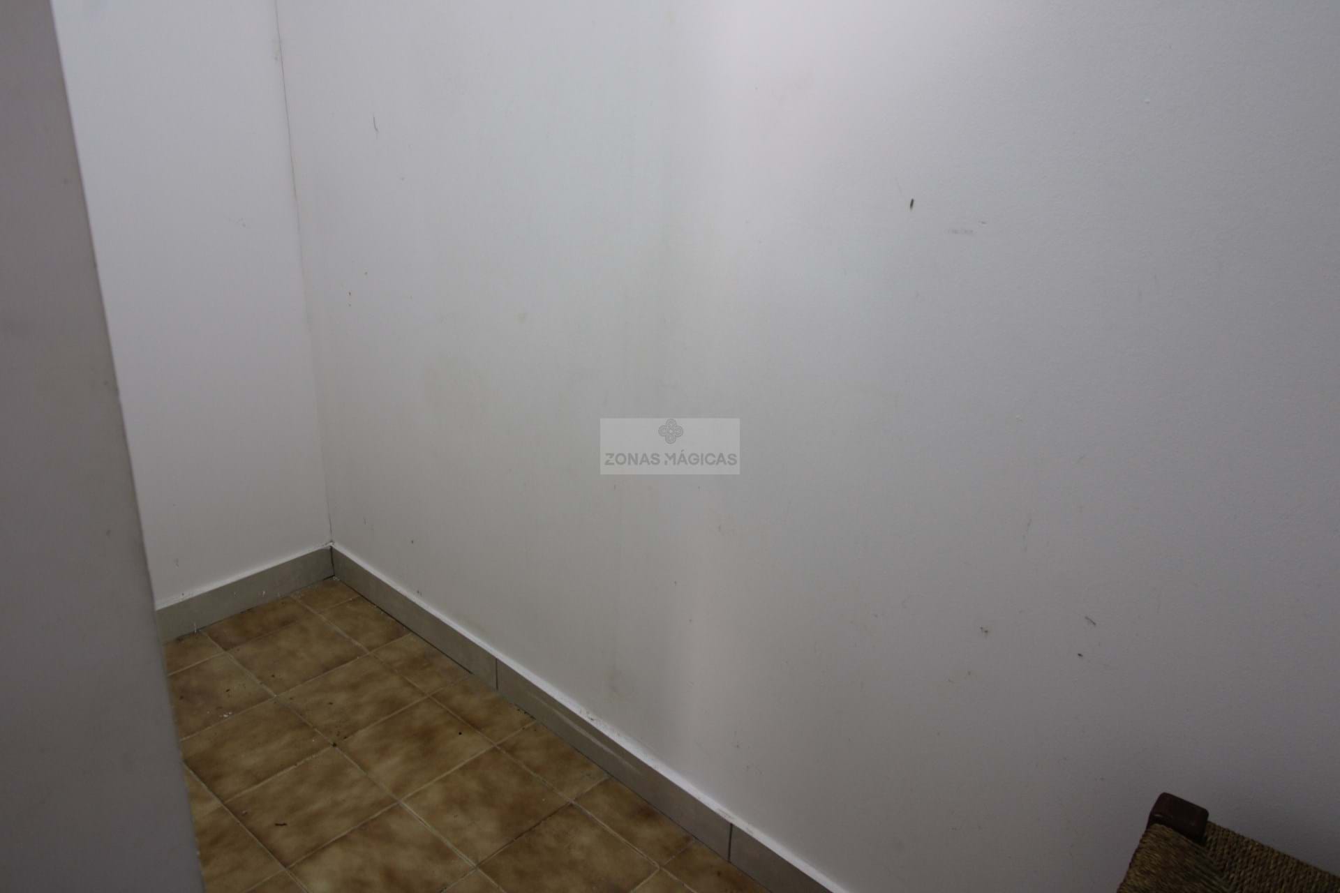 5 Bed, 3 Bath, HouseFor Sale, Vila do Bispo, Faro, 8650-013