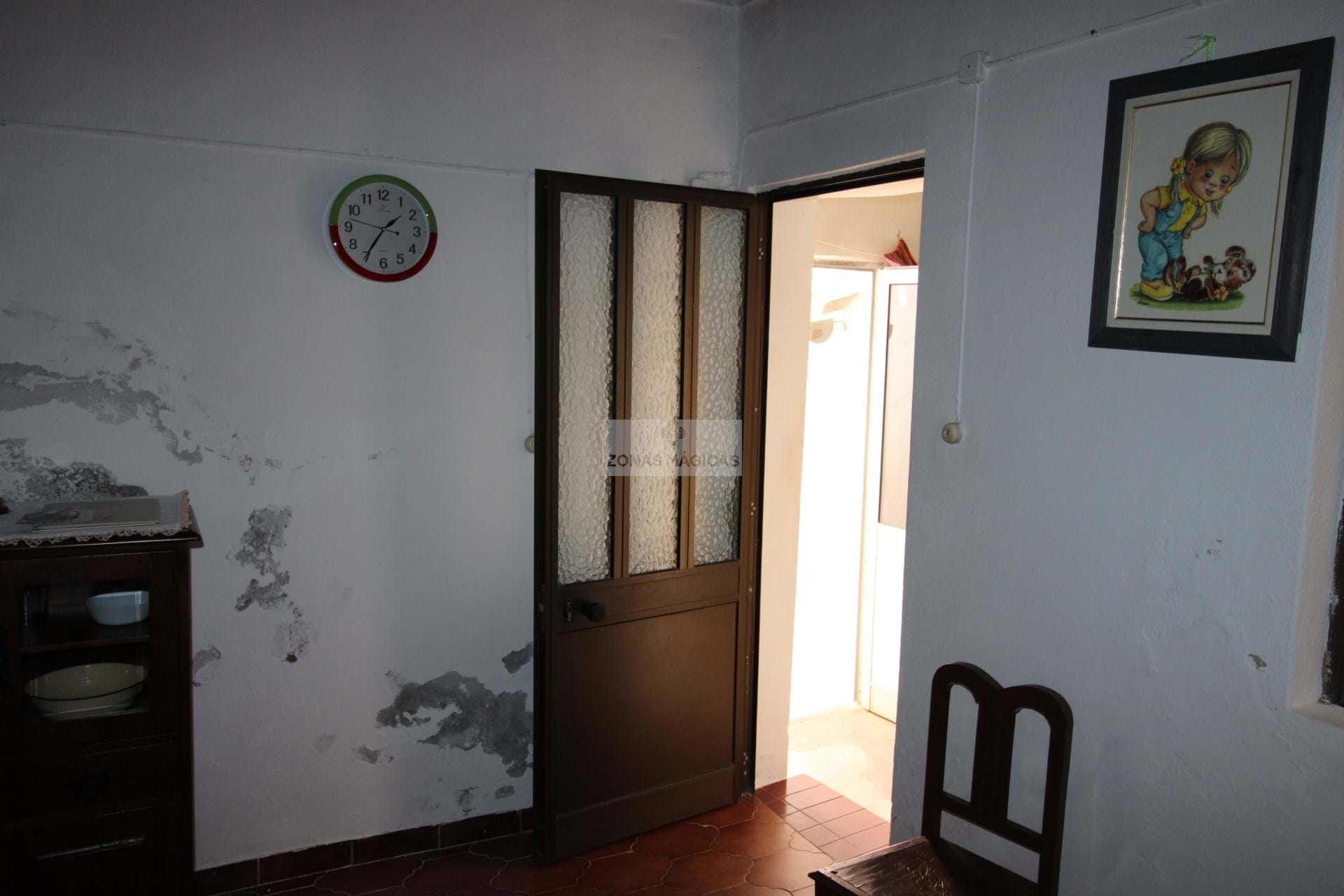 5 Bed, 3 Bath, HouseFor Sale, Vila do Bispo, Faro, 8650-013