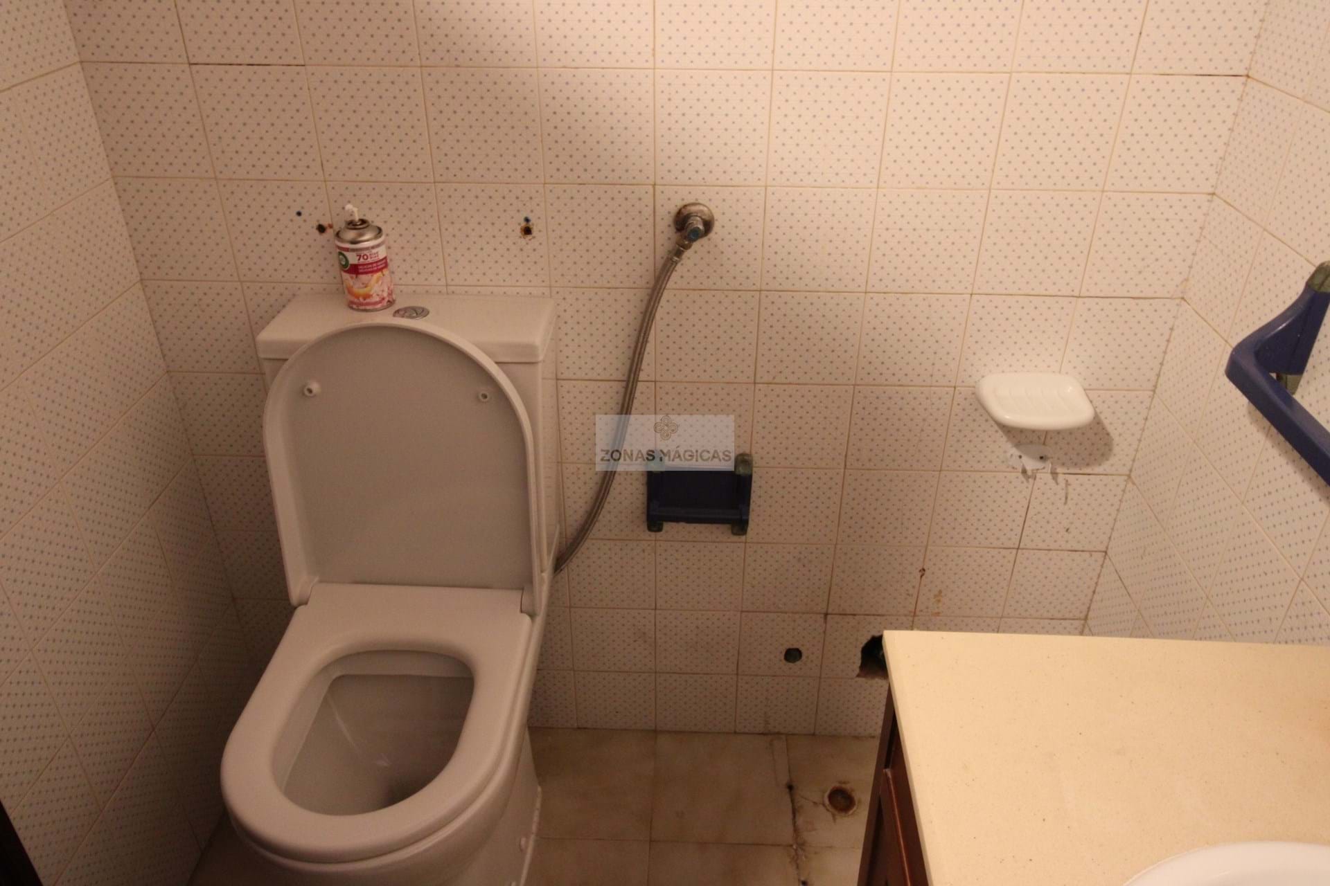 5 Bed, 3 Bath, HouseFor Sale, Vila do Bispo, Faro, 8650-013