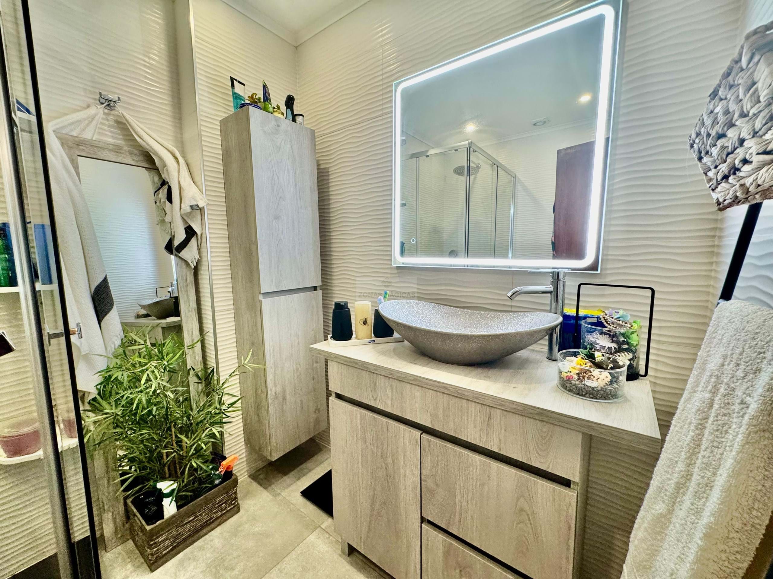 2 Bed, 1 Bath, ApartmentFor Sale, Lagos, Faro, 8600-719