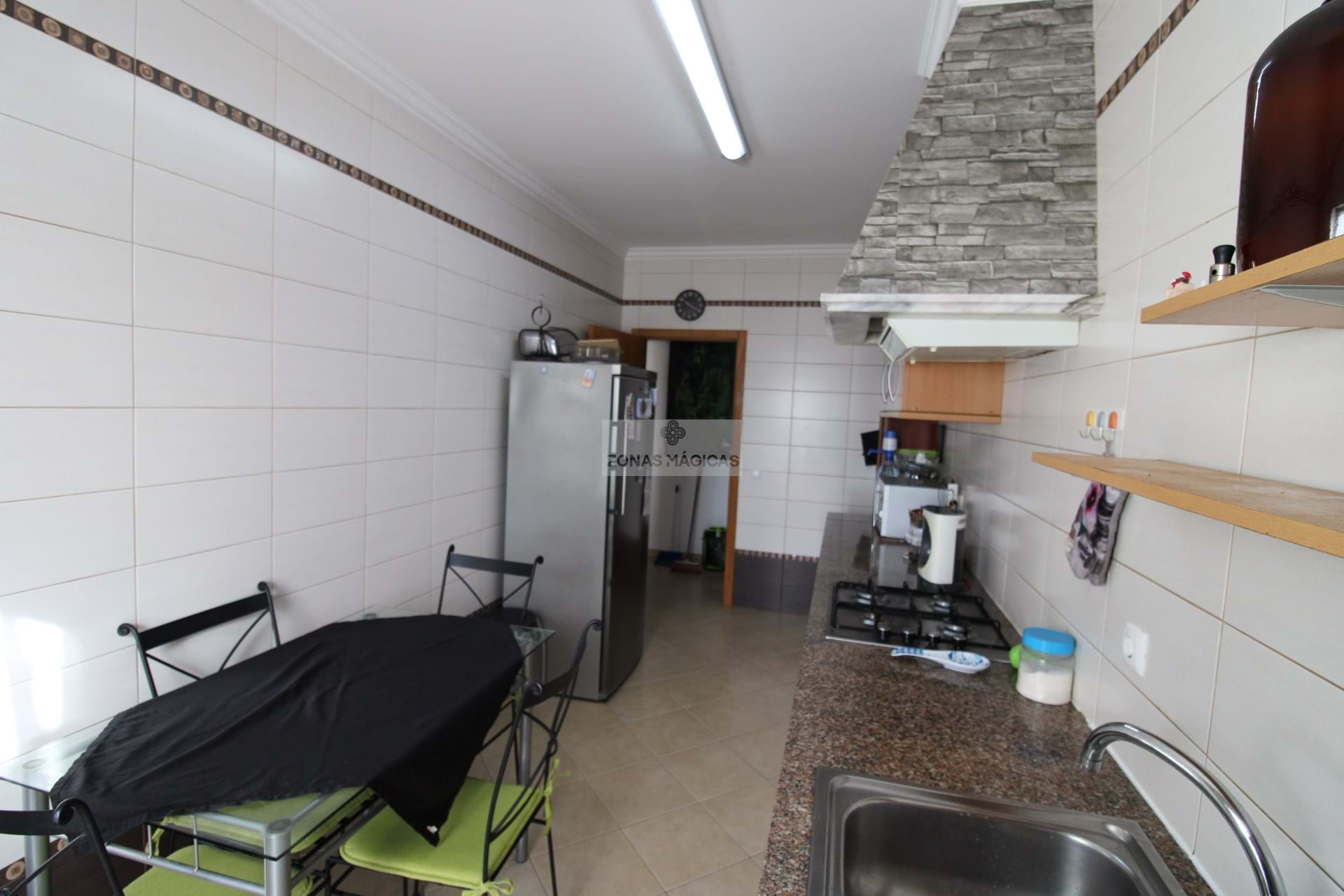 3 Bed, 2 Bath, ApartmentFor Sale, Lagos, Faro, 8600-767