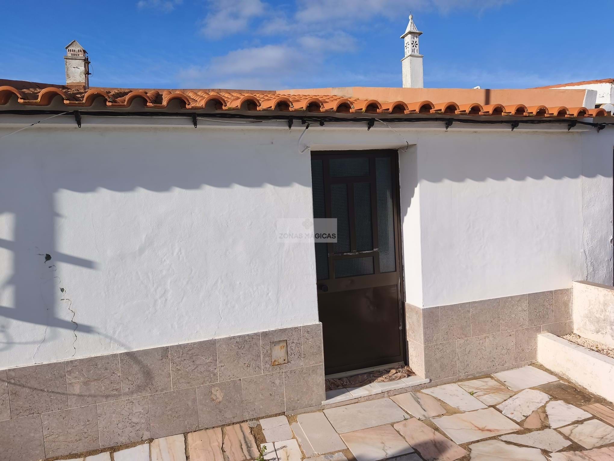 2 Bed, 1 Bath, HouseFor Sale, Lagos, Faro, 8600-0069