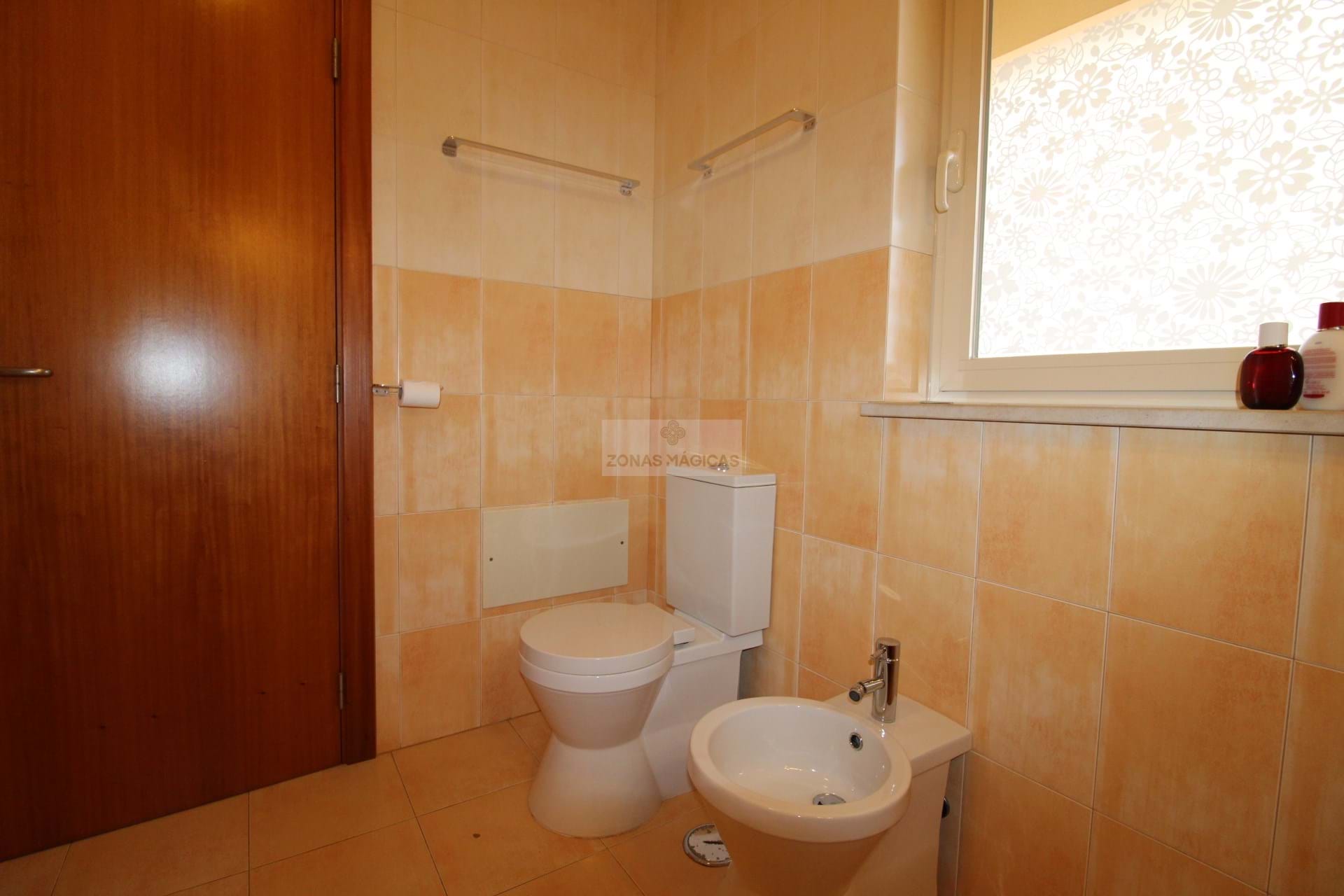 2 Bed, 2 Bath, ApartmentFor Sale, Lagos, Faro, 8600-324