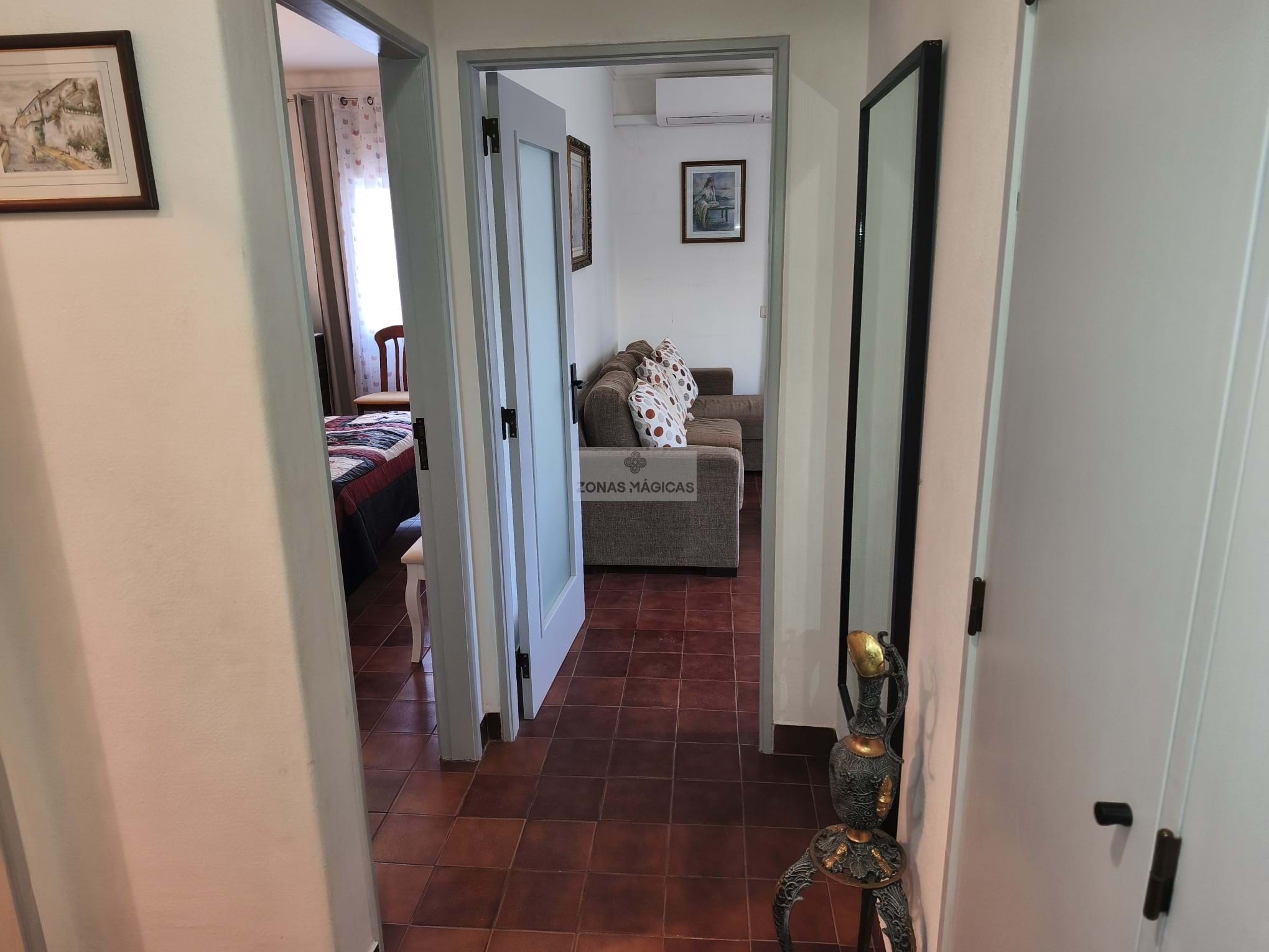 1 Bed, 1 Bath, ApartmentFor Sale, Praia da Rocha, Portimão, Faro, 8500-510