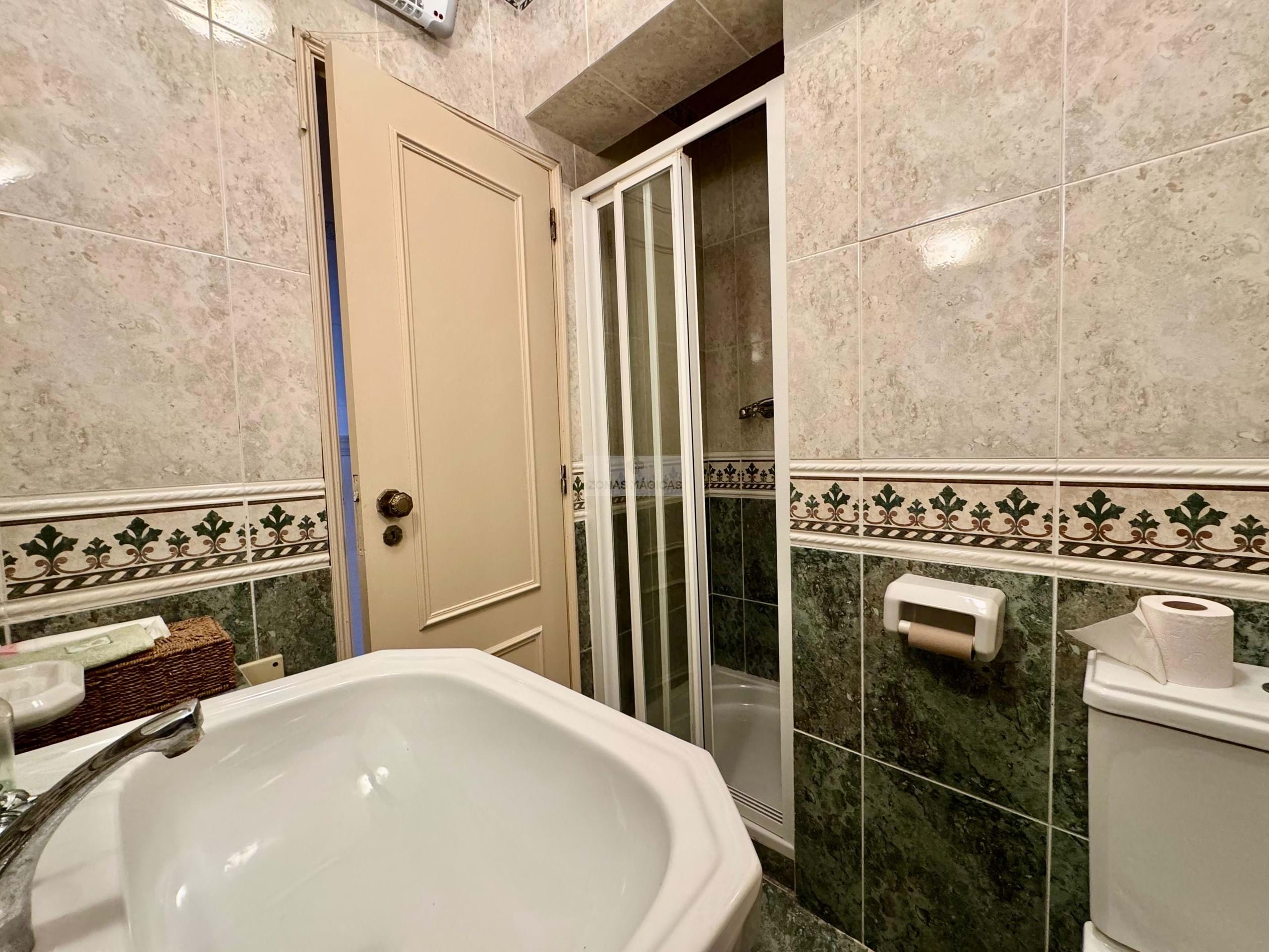 3 Bed, 2 Bath, HouseFor Sale, Lagos, Faro, 8600-109