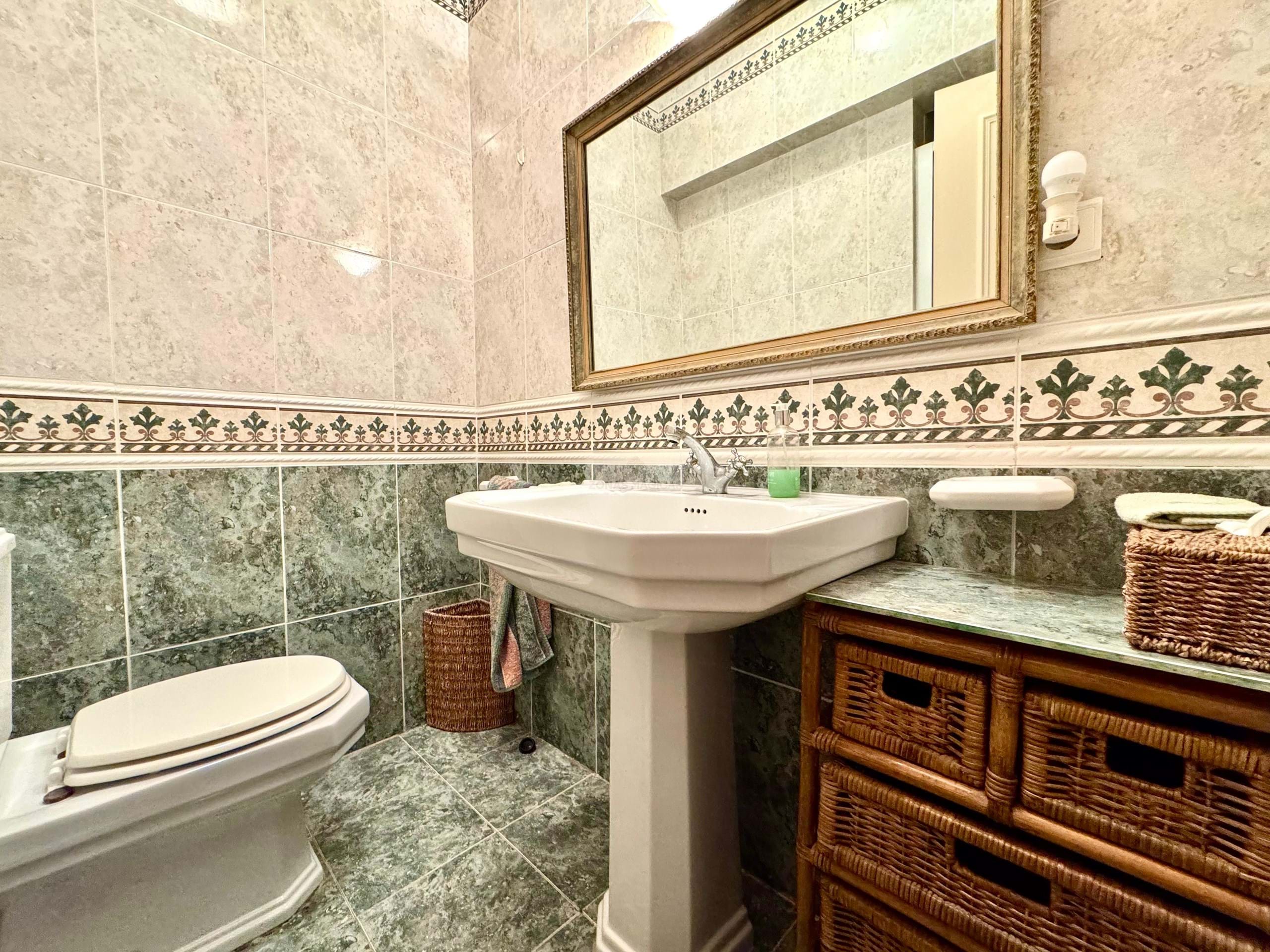 3 Bed, 2 Bath, HouseFor Sale, Lagos, Faro, 8600-109