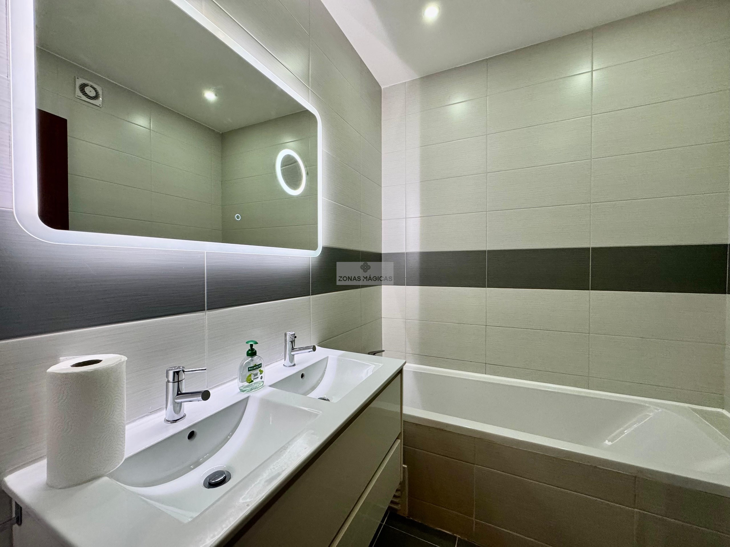 2 Bed, 1 Bath, ApartmentFor Sale, Lagos, Faro, 8600-524