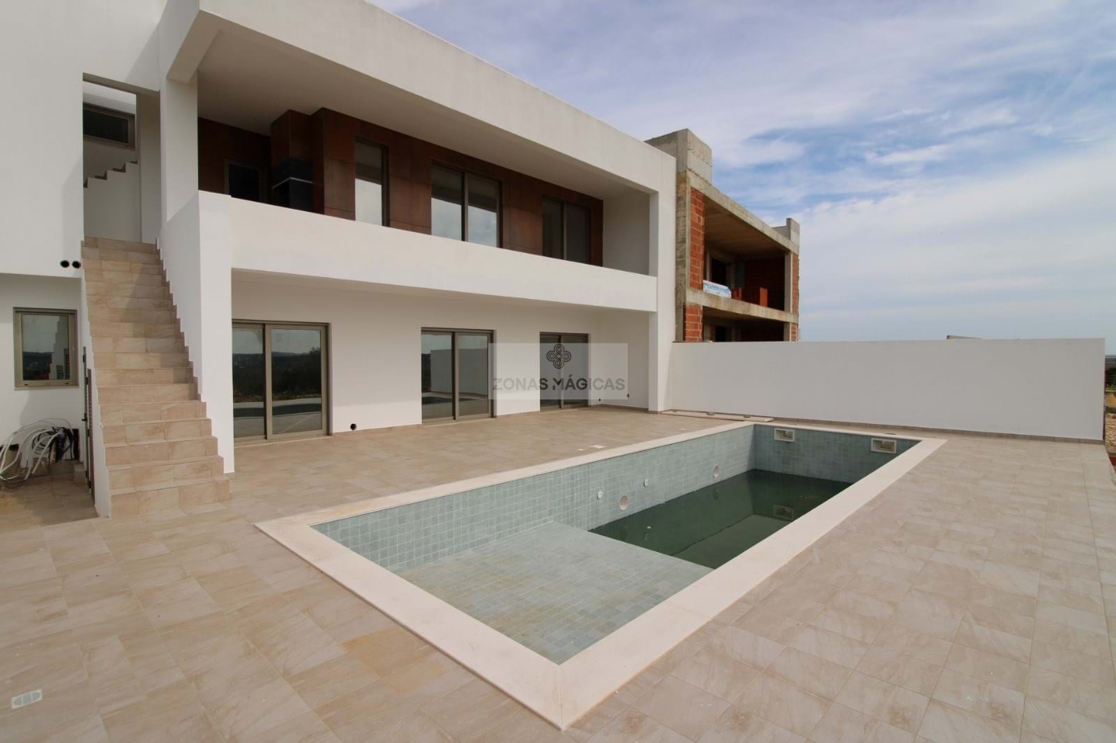 4 Bed, 5 Bath, HouseFor Sale, Portimao, Faro, 8500-120