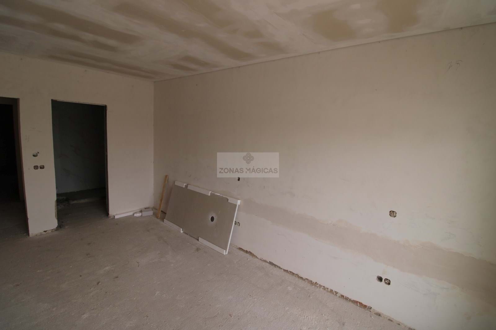 4 Bed, 5 Bath, HouseFor Sale, Portimao, Faro, 8500-120