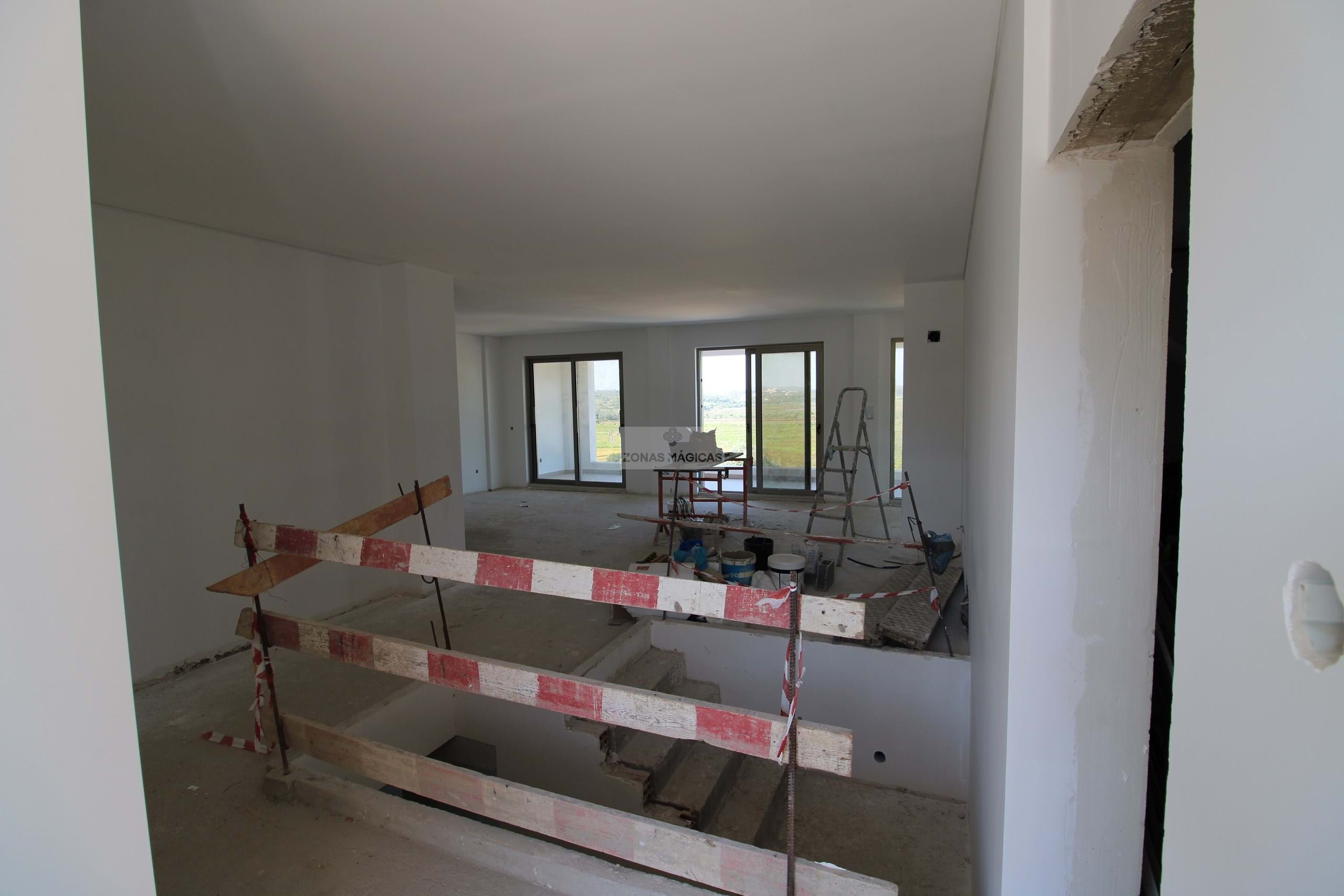 4 Bed, 5 Bath, HouseFor Sale, Portimao, Faro, 8500-120