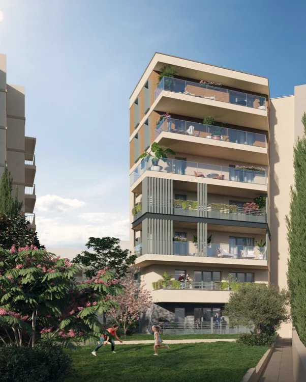 3 Bed, 2 Bath, ApartmentFor Sale, Antibes, Alpes-Maritimes