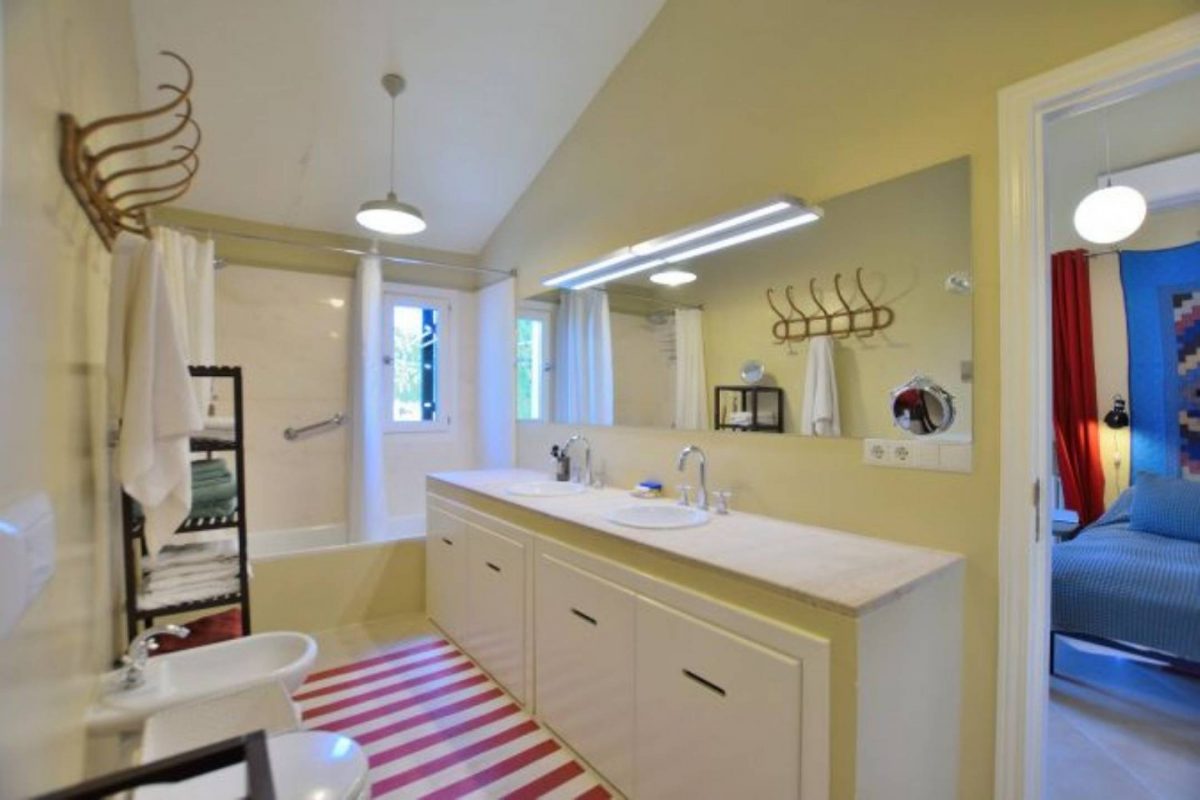 6 Bed, 3 Bath, HouseFor Sale, Montejaque, Andalucia