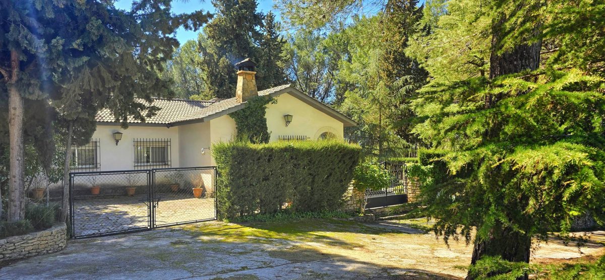 3 Bed, 2 Bath, HouseFor Sale, Arriate, Andalucia