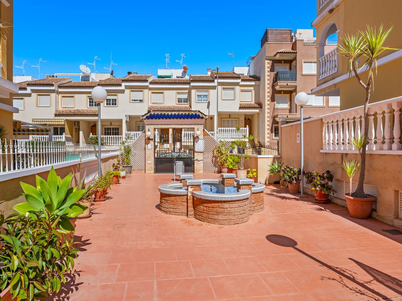 2 Bed, 1 Bath, ApartmentFor Sale, Algorfa, Alicante