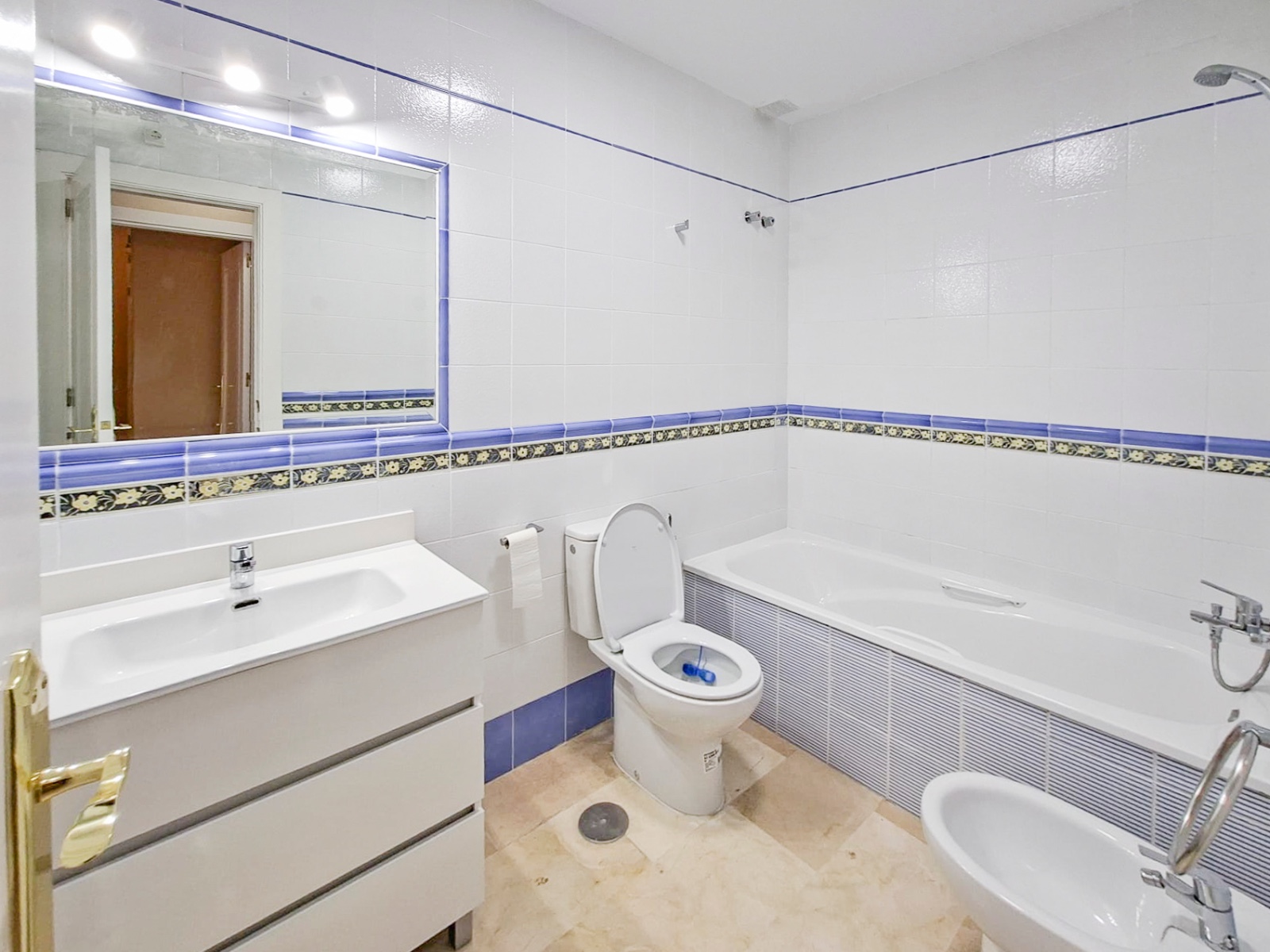 2 Bed, 1 Bath, HouseFor Sale, Villamartin, Alicante