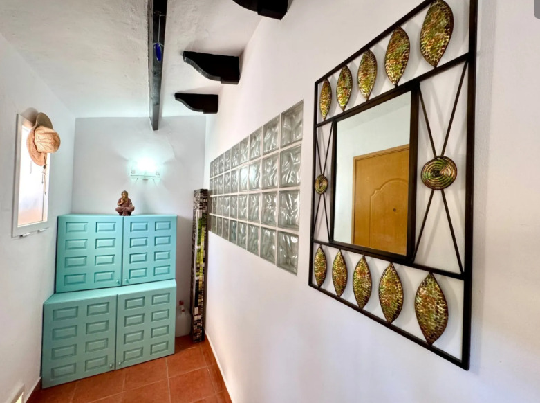 3 Bed, 2 Bath, ApartmentFor Sale, Moraira, Alicante