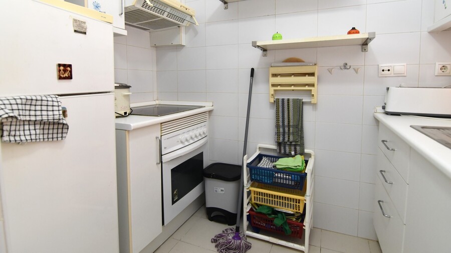 3 Bed, 1 Bath, ApartmentFor Sale, Guardamar Del Segura, Alicante