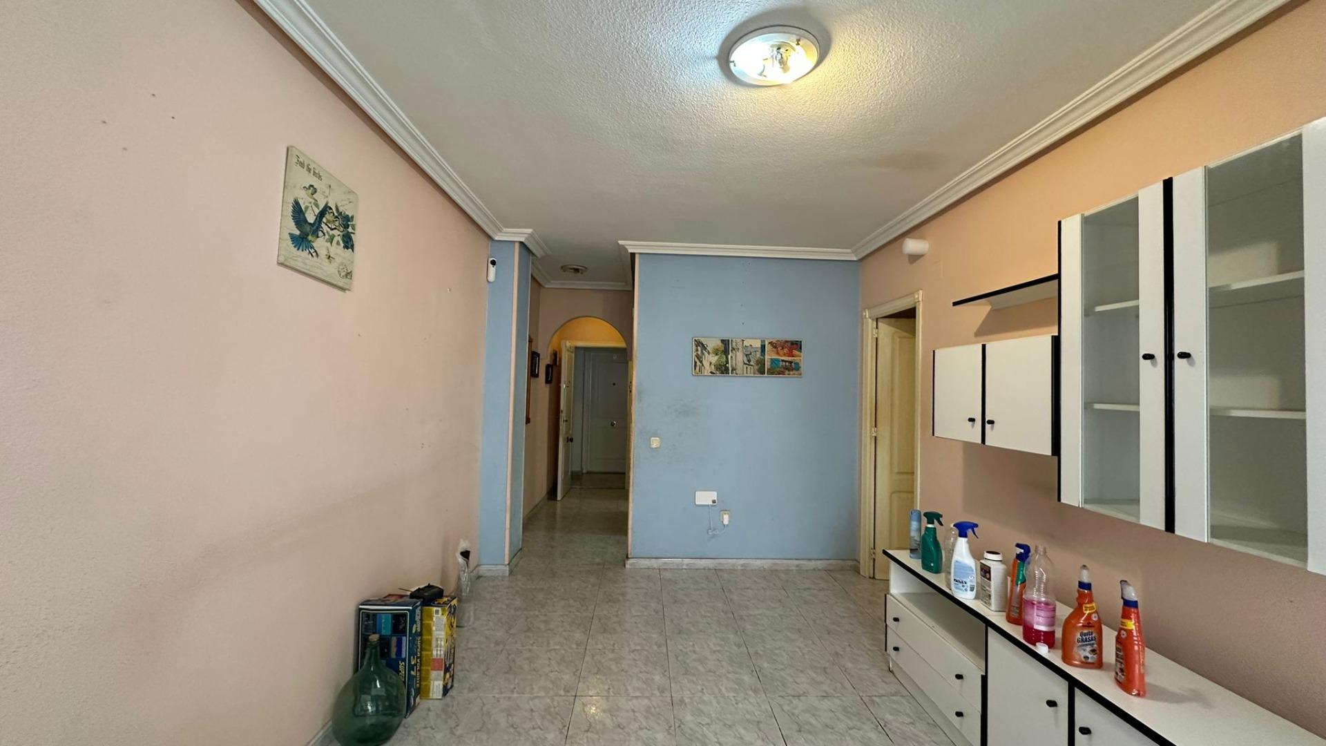 2 Bed, 1 Bath, ApartmentFor Sale, Torrevieja, Alicante