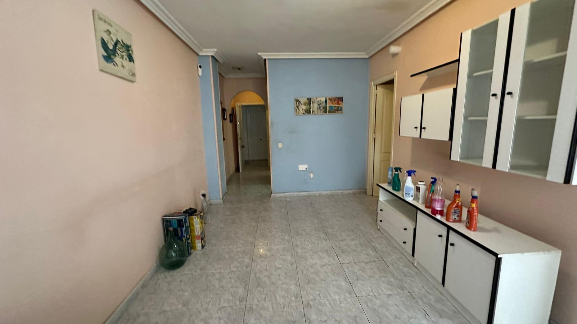 2 Bed, 1 Bath, ApartmentFor Sale, Torrevieja, Alicante