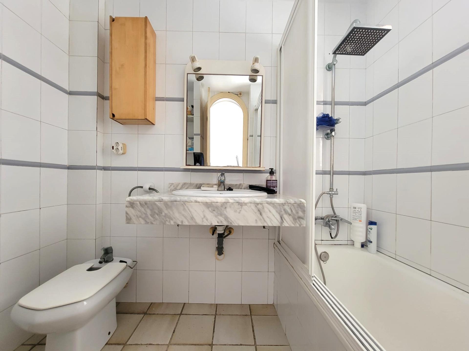 2 Bed, 2 Bath, ApartmentFor Sale, Torrevieja, Alicante