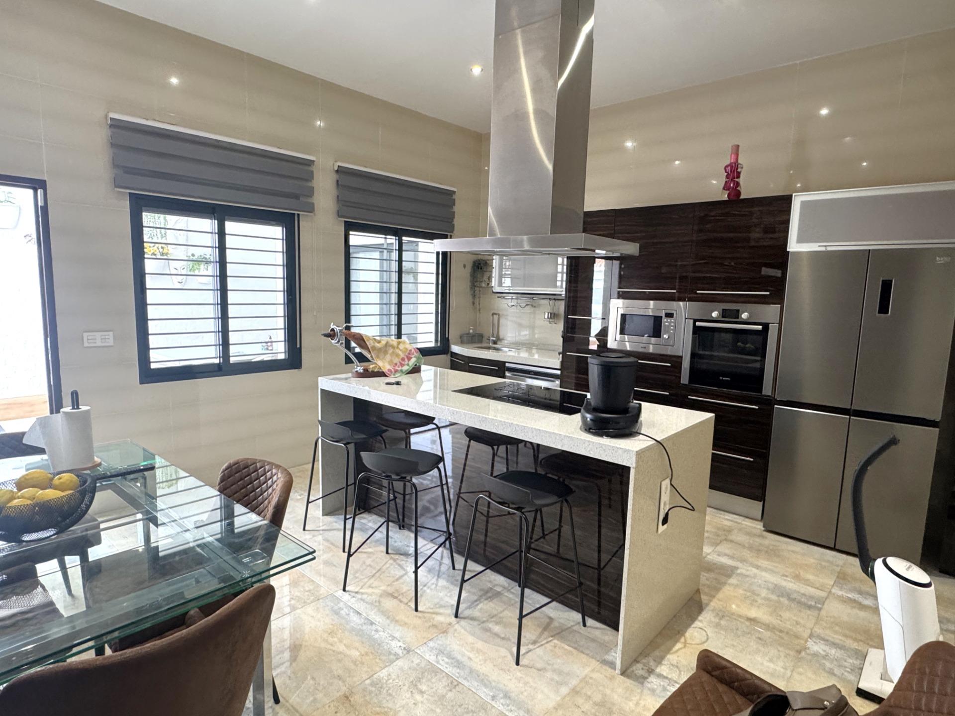 4 Bed, 2 Bath, HouseFor Sale, Pilar De La Horadada, Alicante