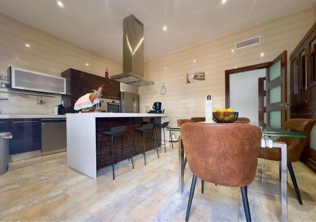 4 Bed, 2 Bath, HouseFor Sale, Pilar De La Horadada, Alicante