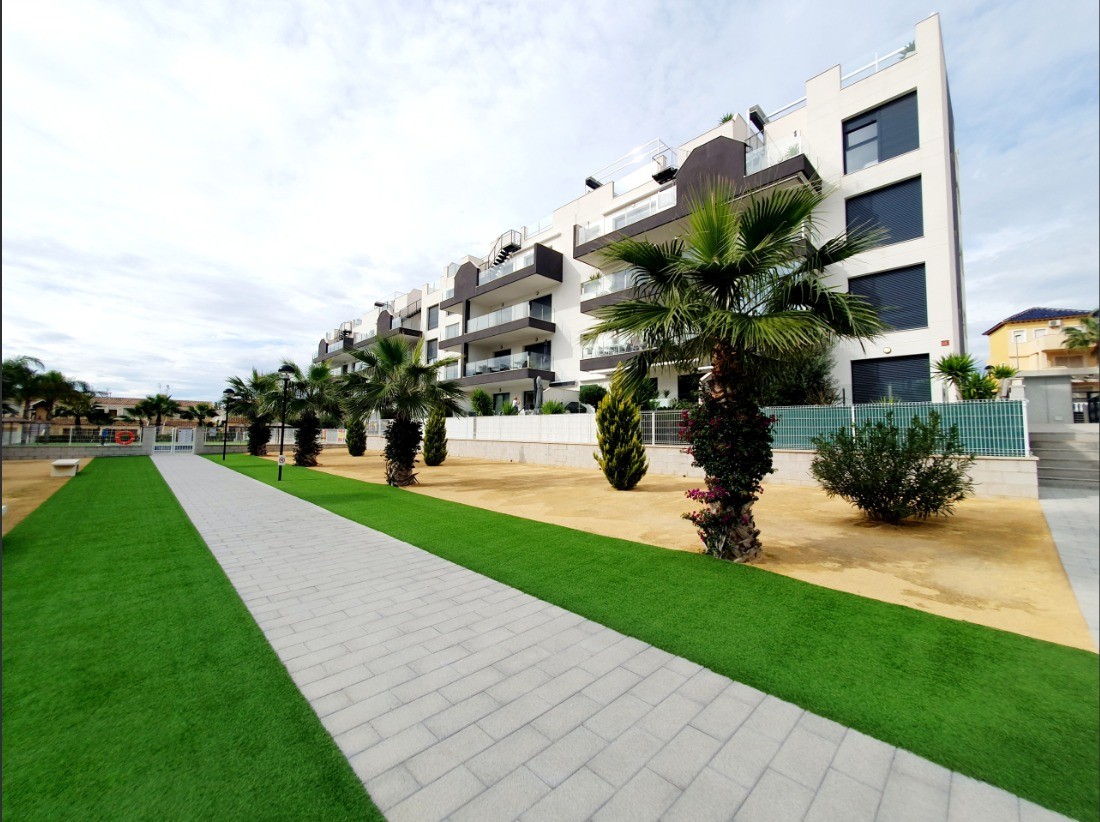 2 Bed, 2 Bath, ApartmentFor Sale, Orihuela Costa, Alicante