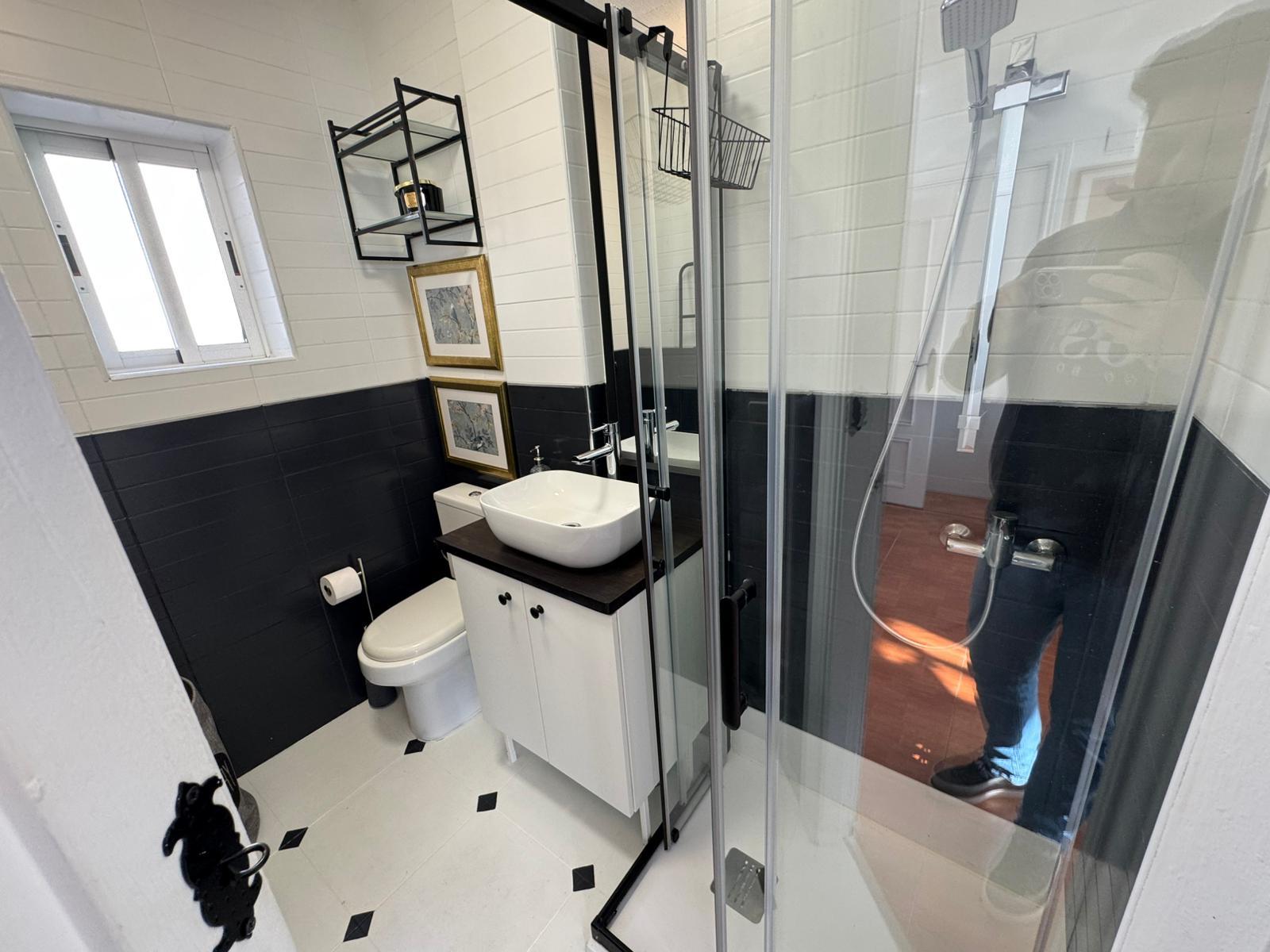 2 Bed, 1 Bath, HouseFor Sale, Torrevieja, Alicante