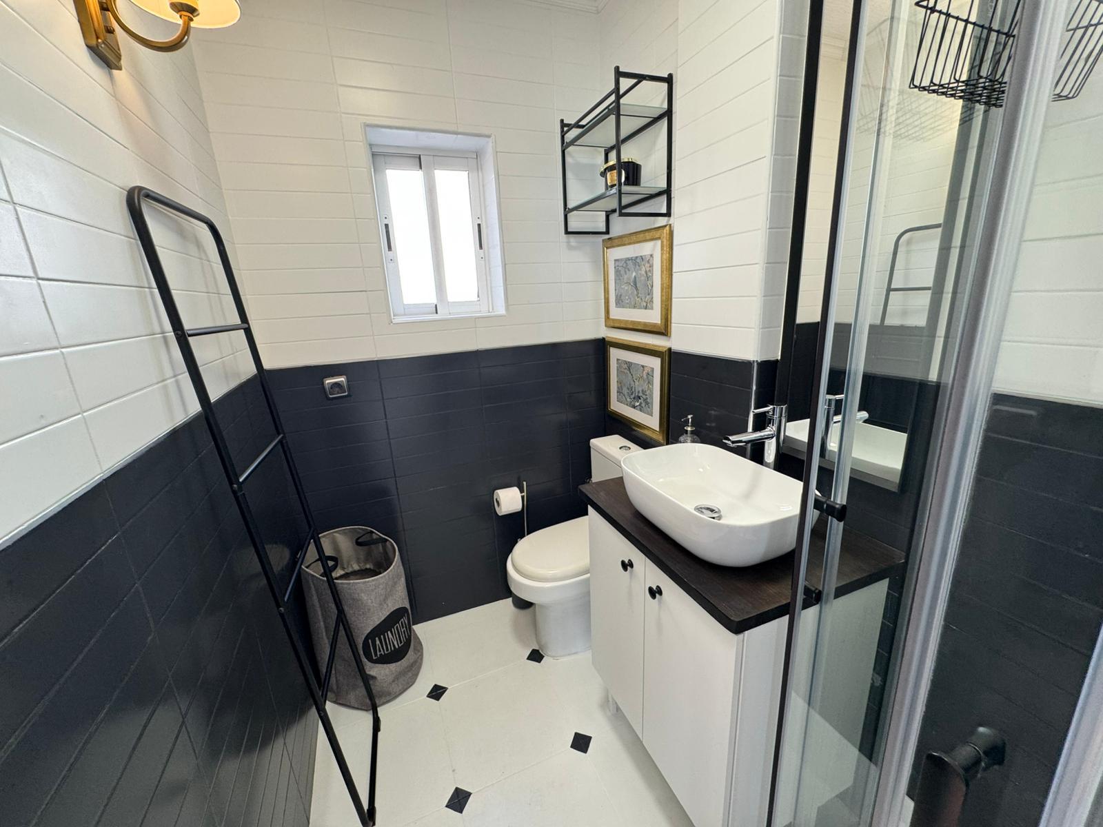 2 Bed, 1 Bath, HouseFor Sale, Torrevieja, Alicante