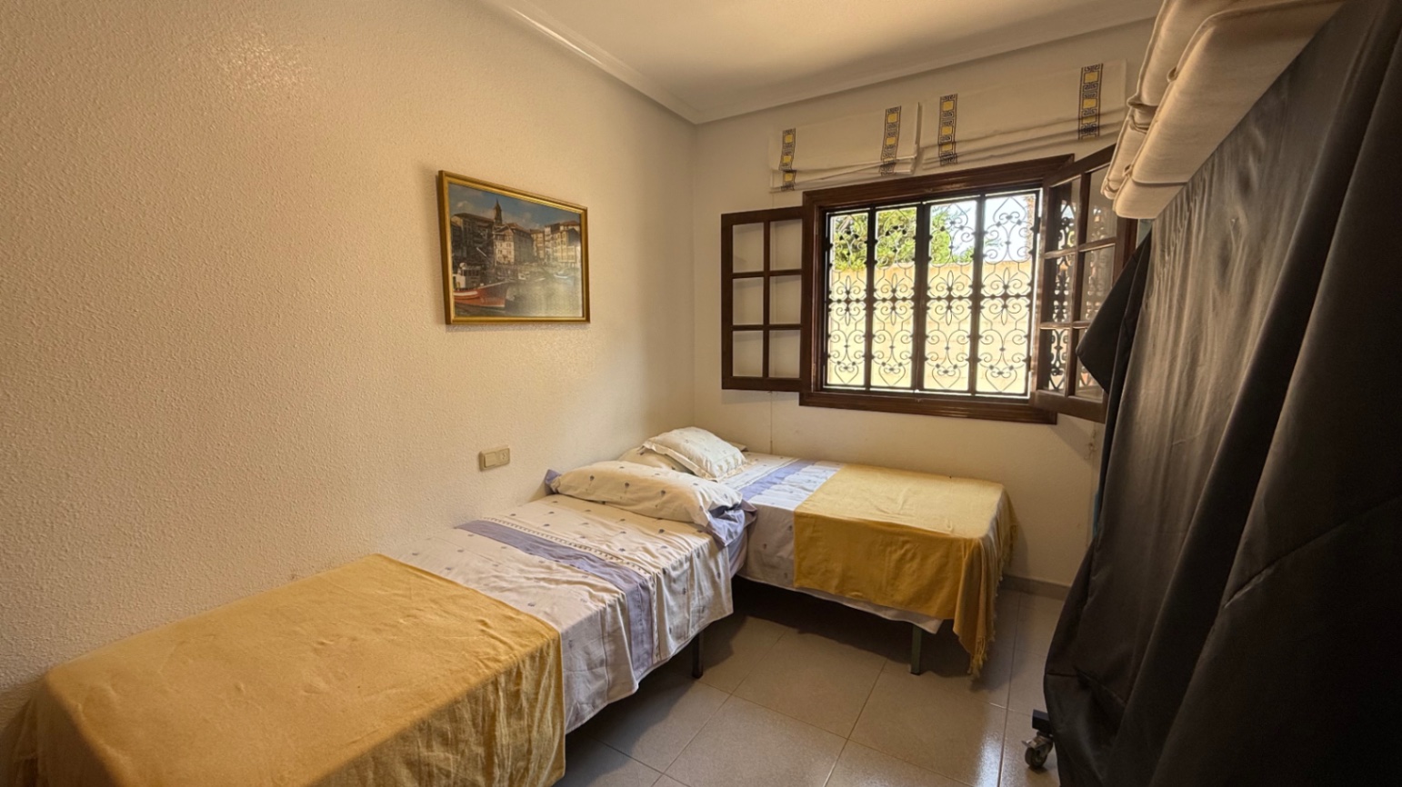 4 Bed, 2 Bath, HouseFor Sale, Orihuela, Alicante